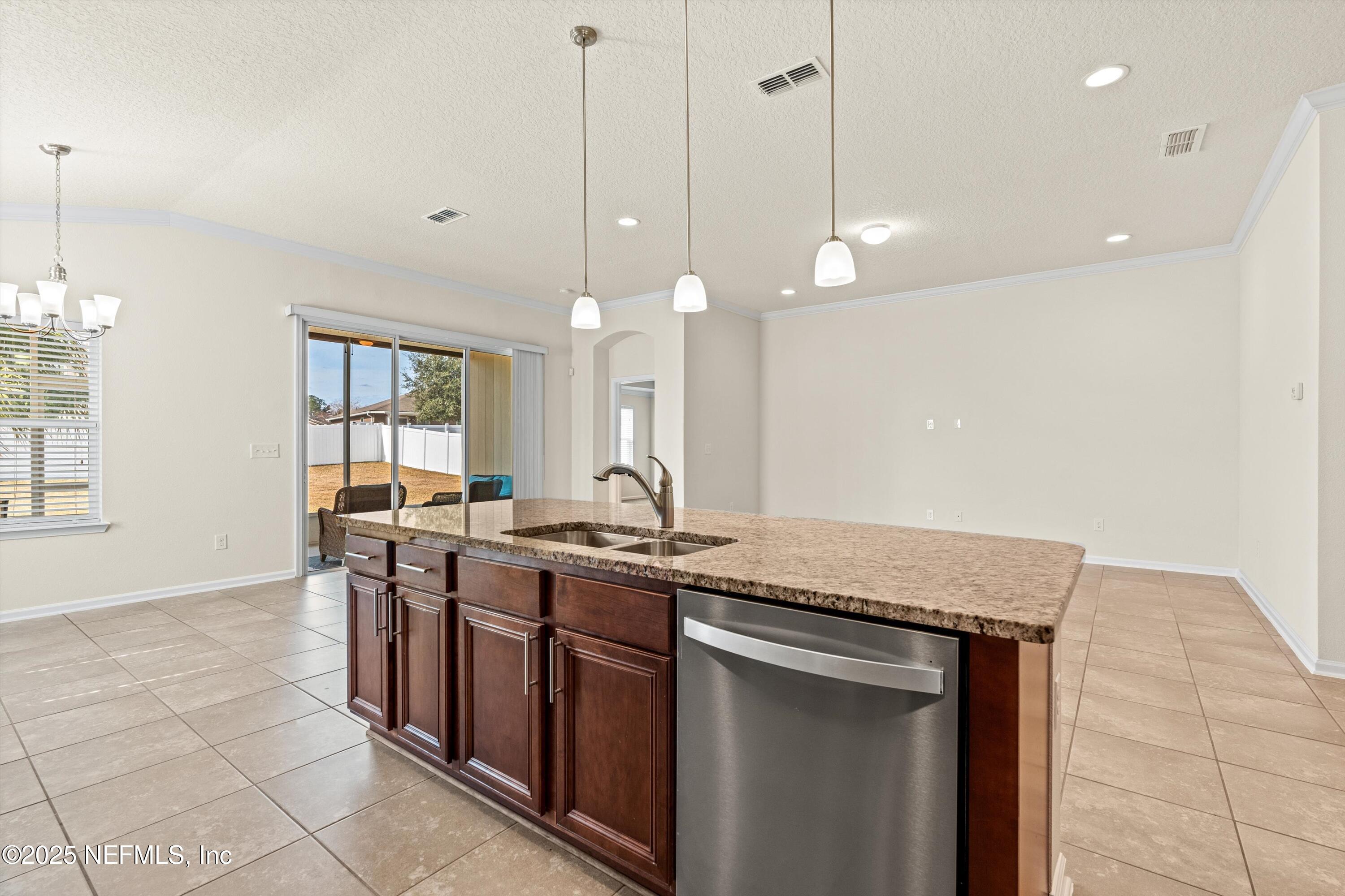 1924 HIGH PRAIRIE Lane