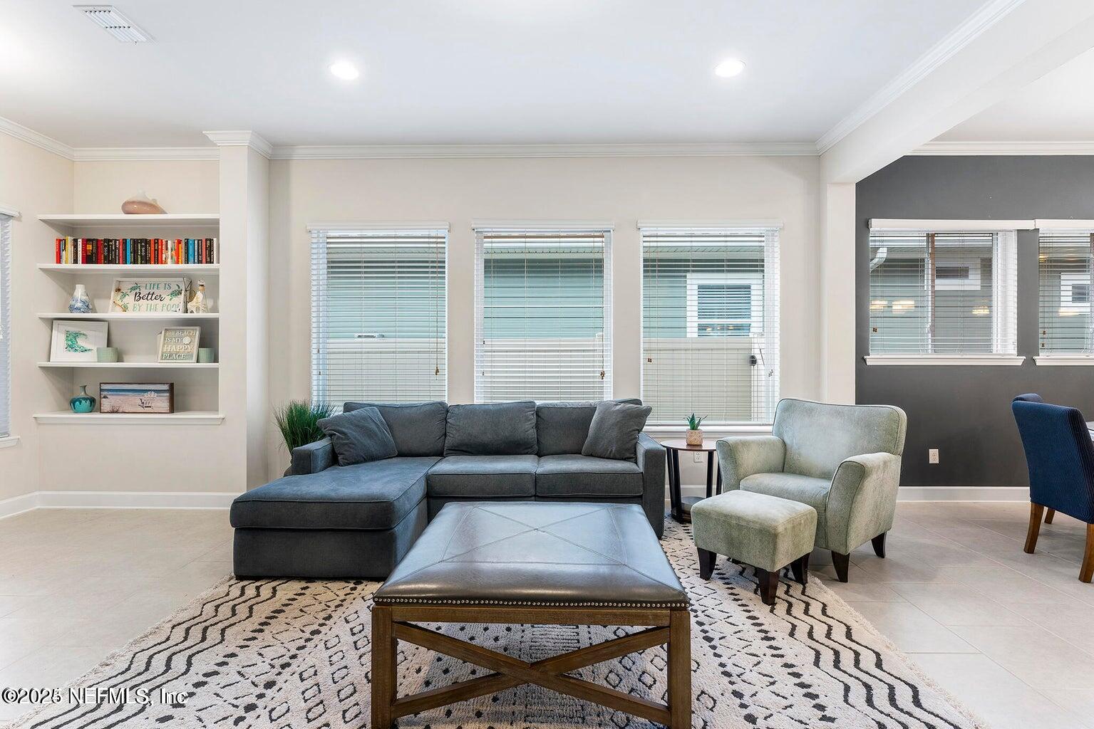39 WOODMERE Lane