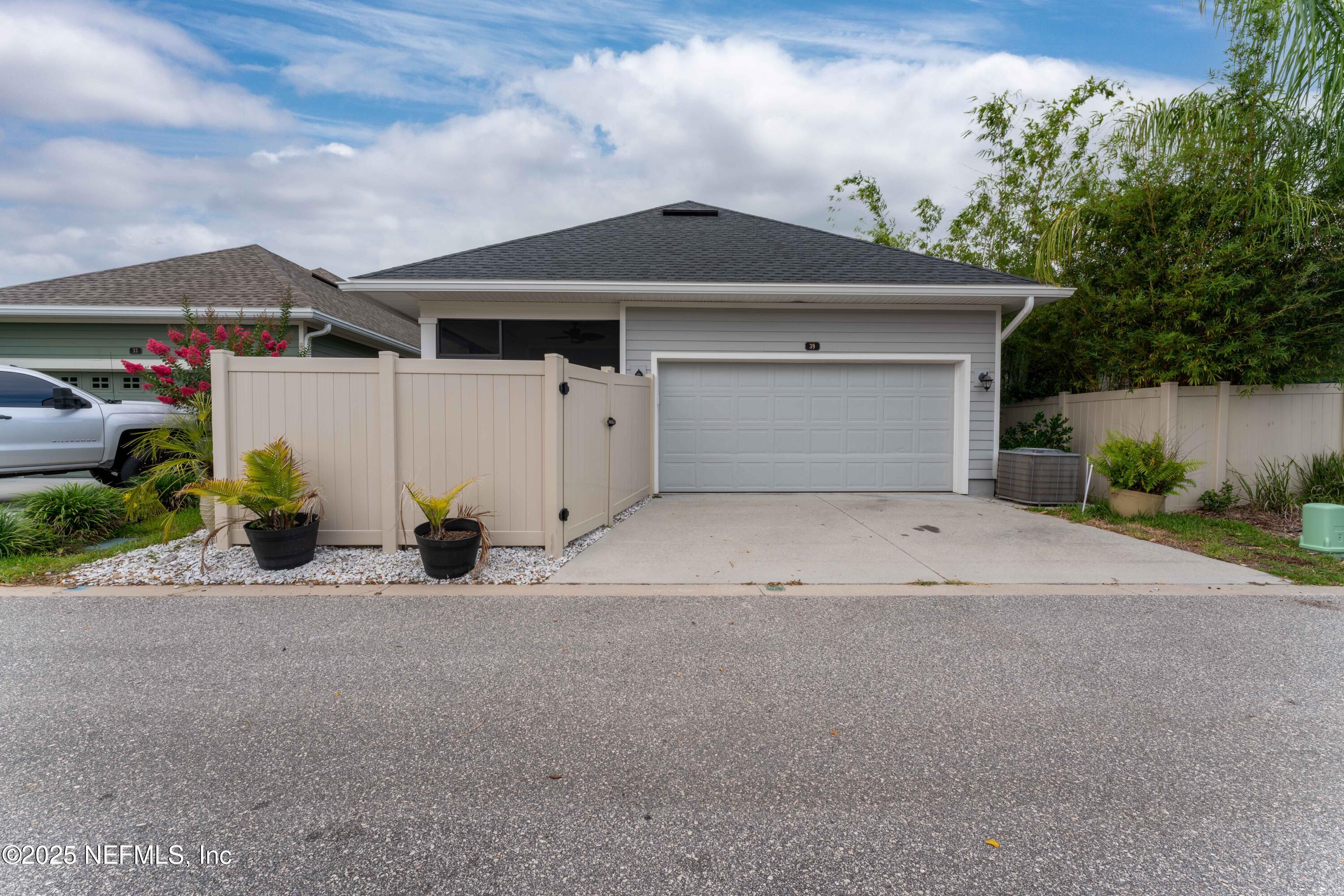 39 WOODMERE Lane