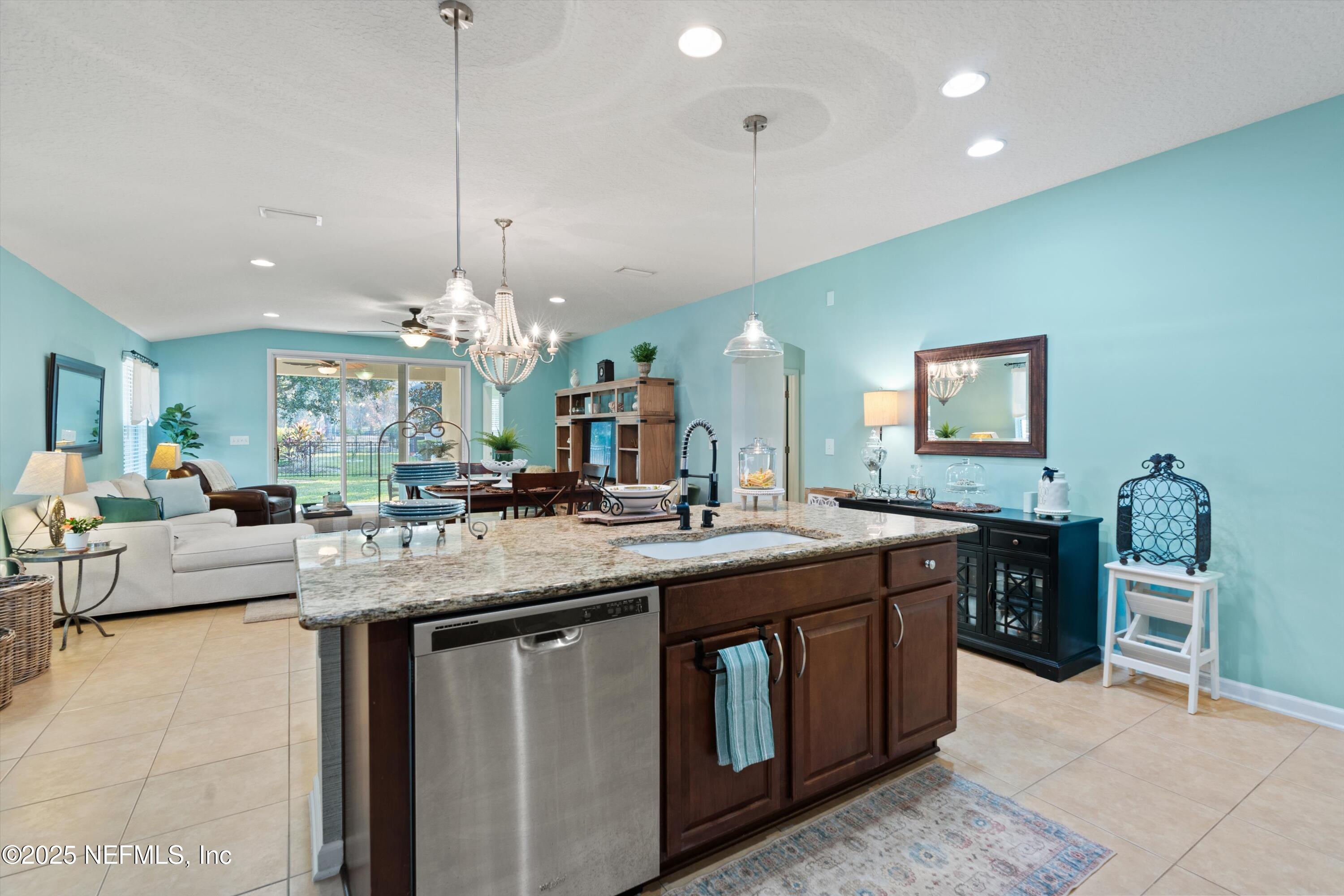 95 WINDSTONE Lane