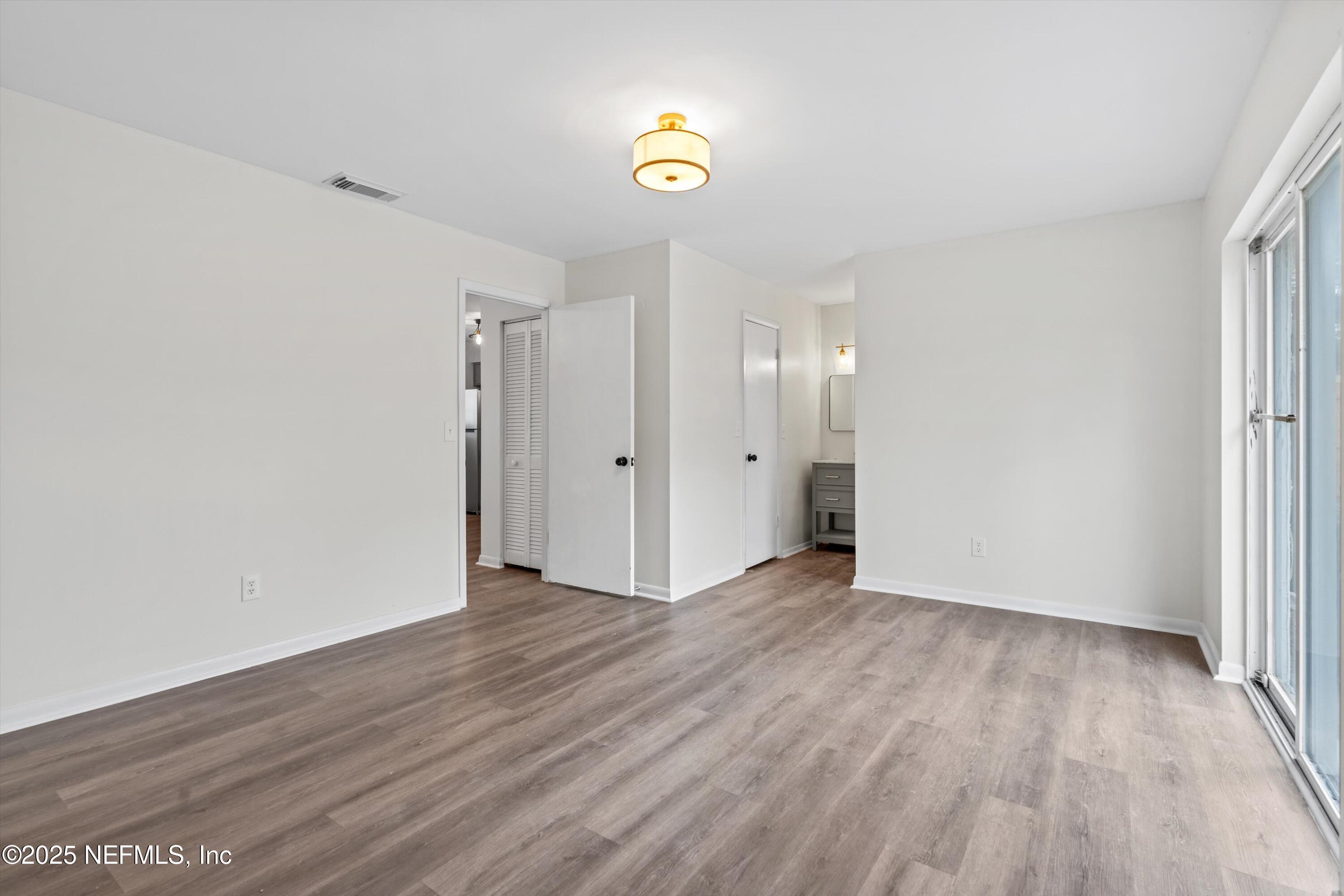 3329 MAYFLOWER Street, 3331-1