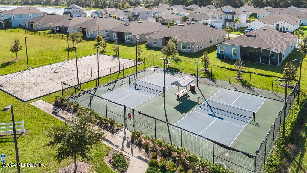 3695 ALTA LAKES Boulevard