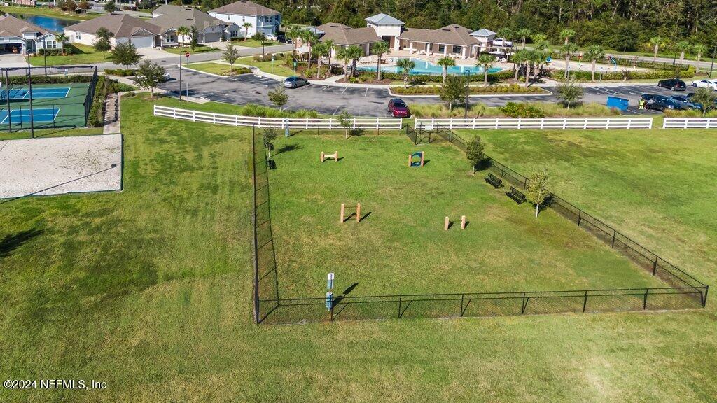 3695 ALTA LAKES Boulevard