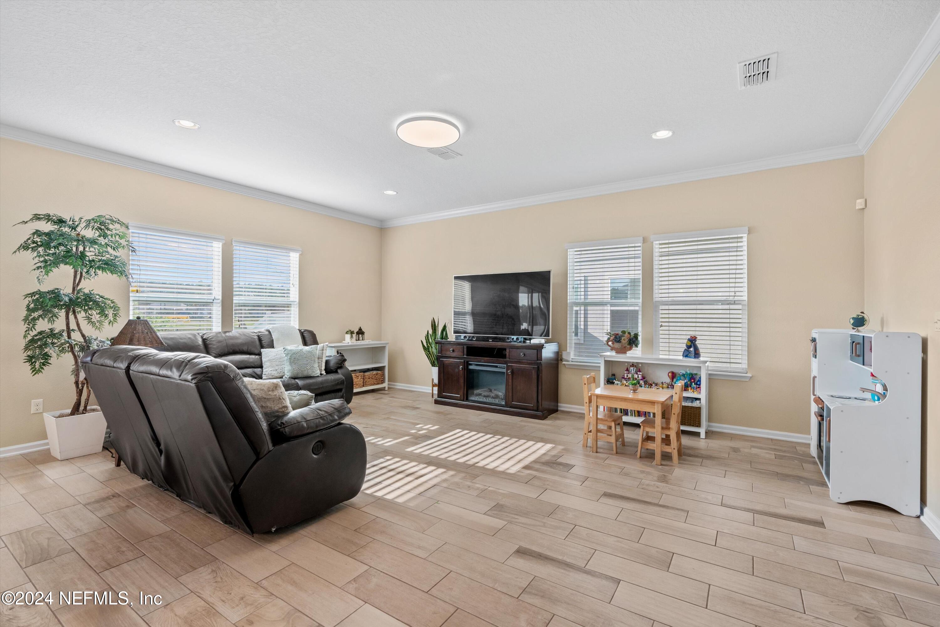 8154 CAPE FOX Drive