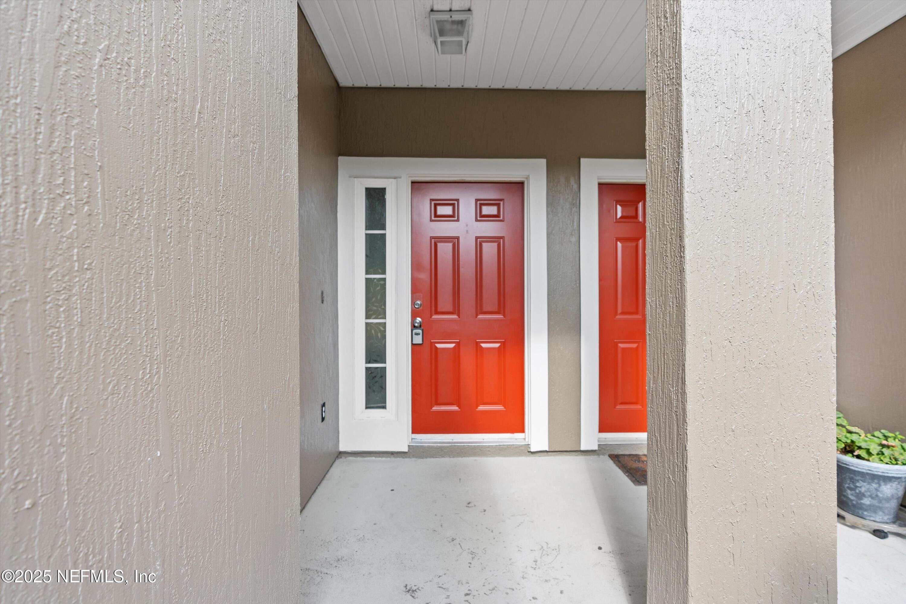 180 LEESE Drive, St. Johns