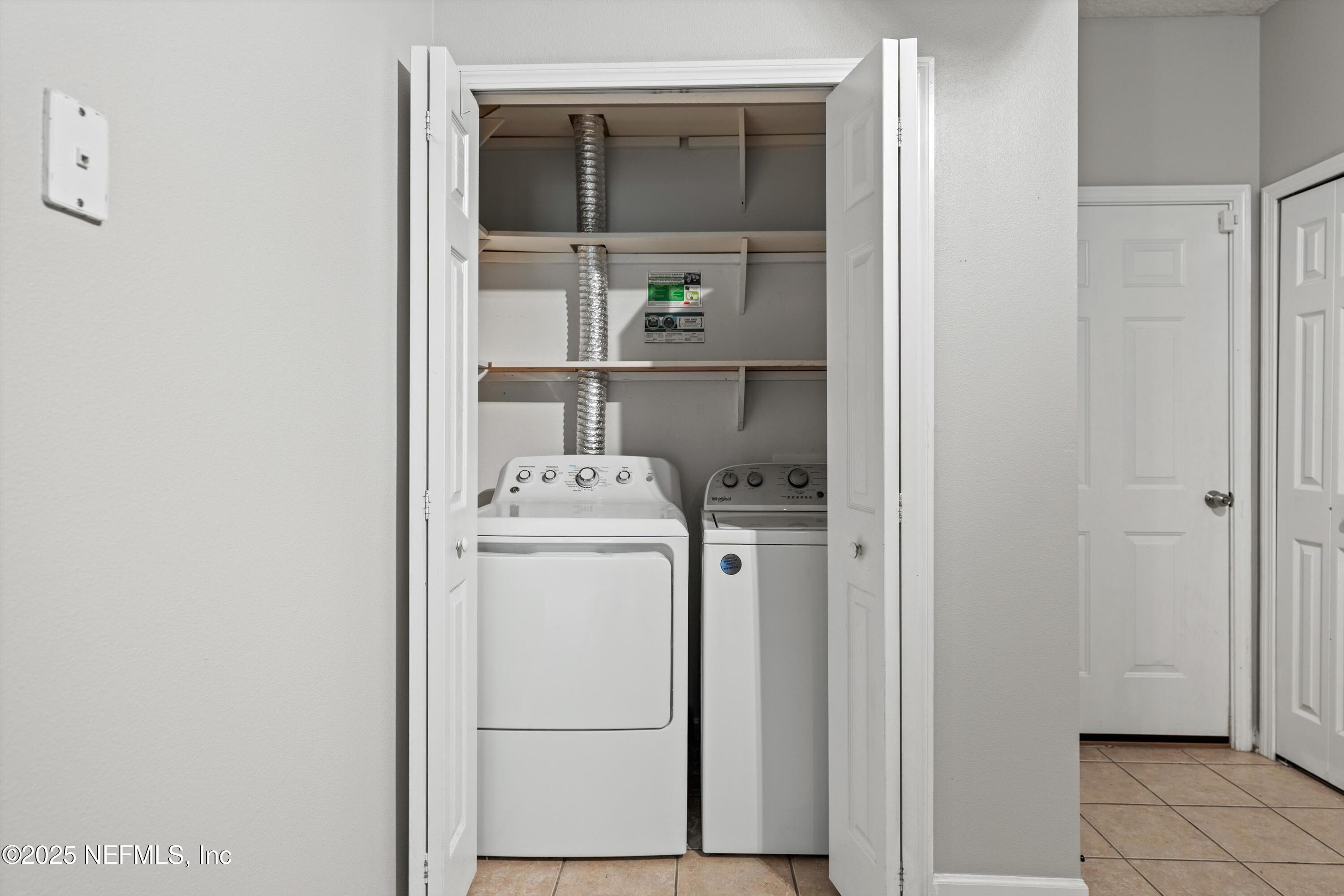 180 LEESE Drive, St. Johns