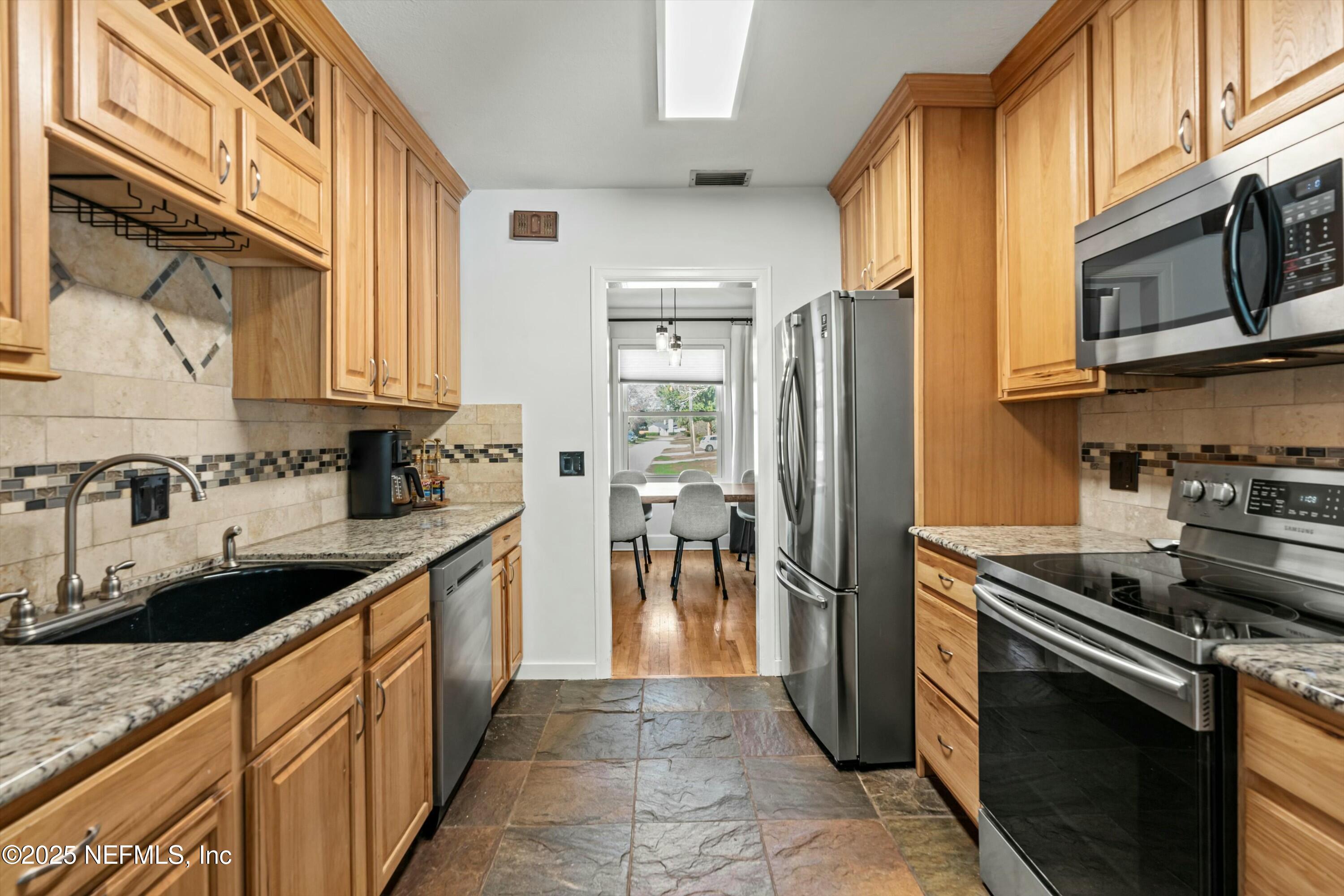 3741 ORLANDO Circle E