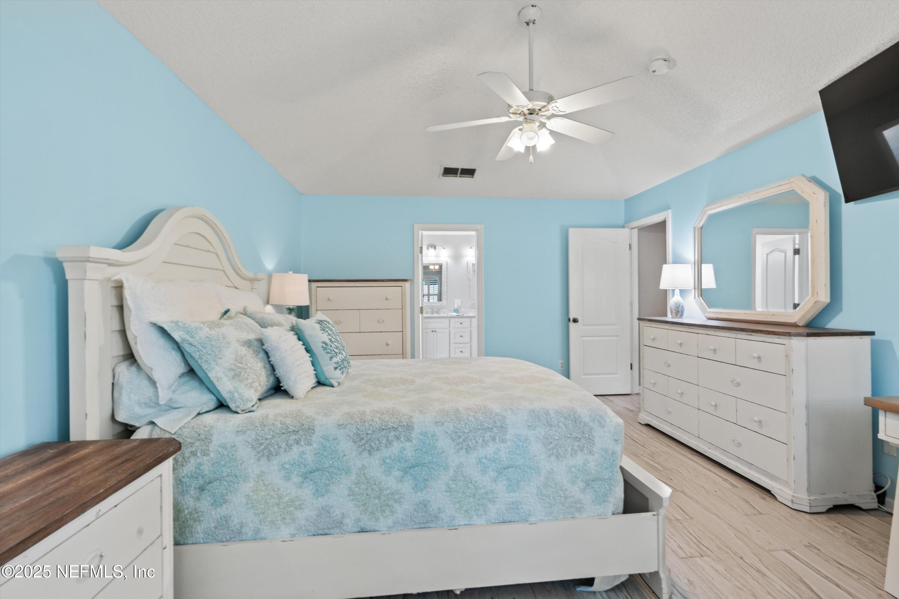 13589 CAPISTRANO Drive S