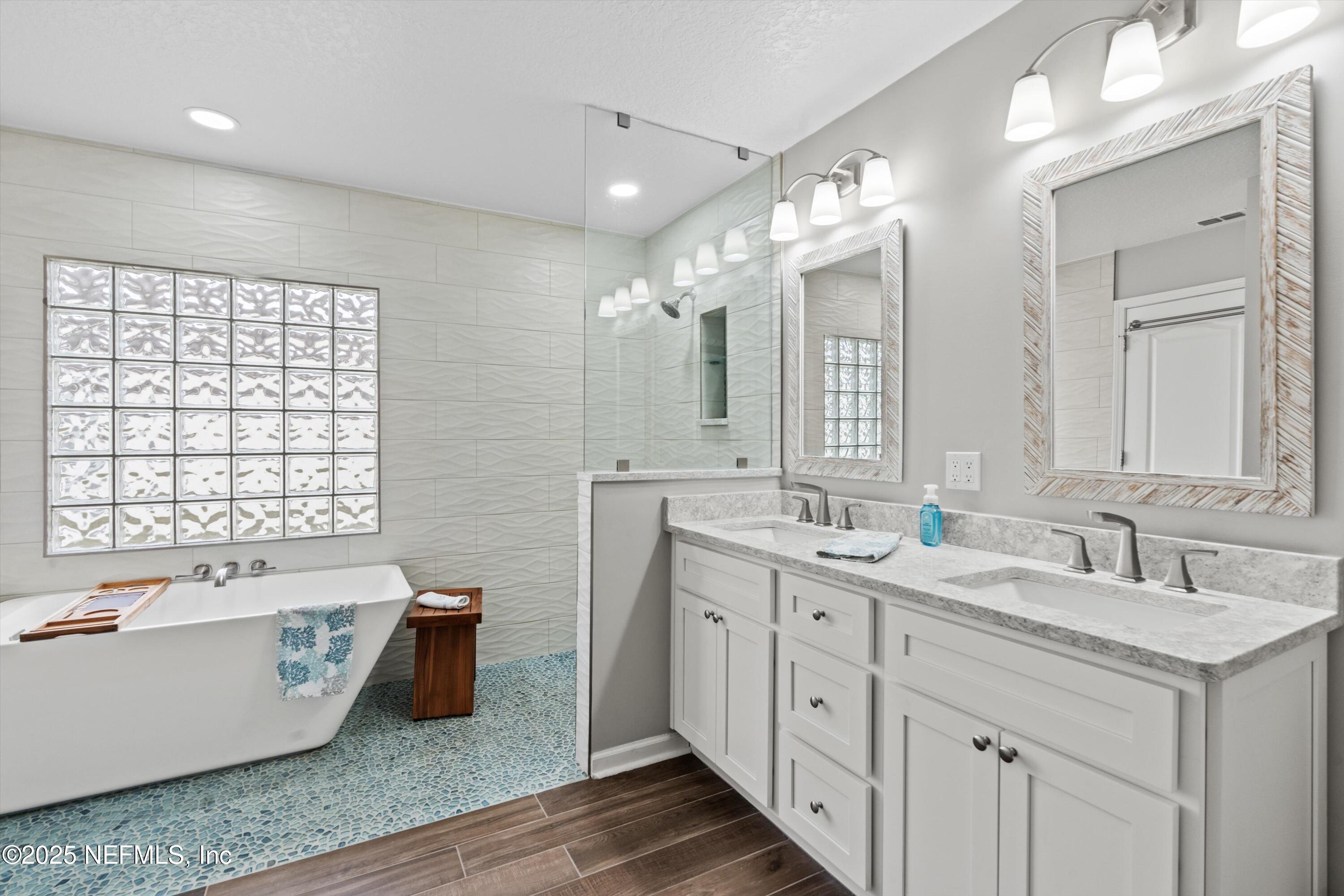 13589 CAPISTRANO Drive S