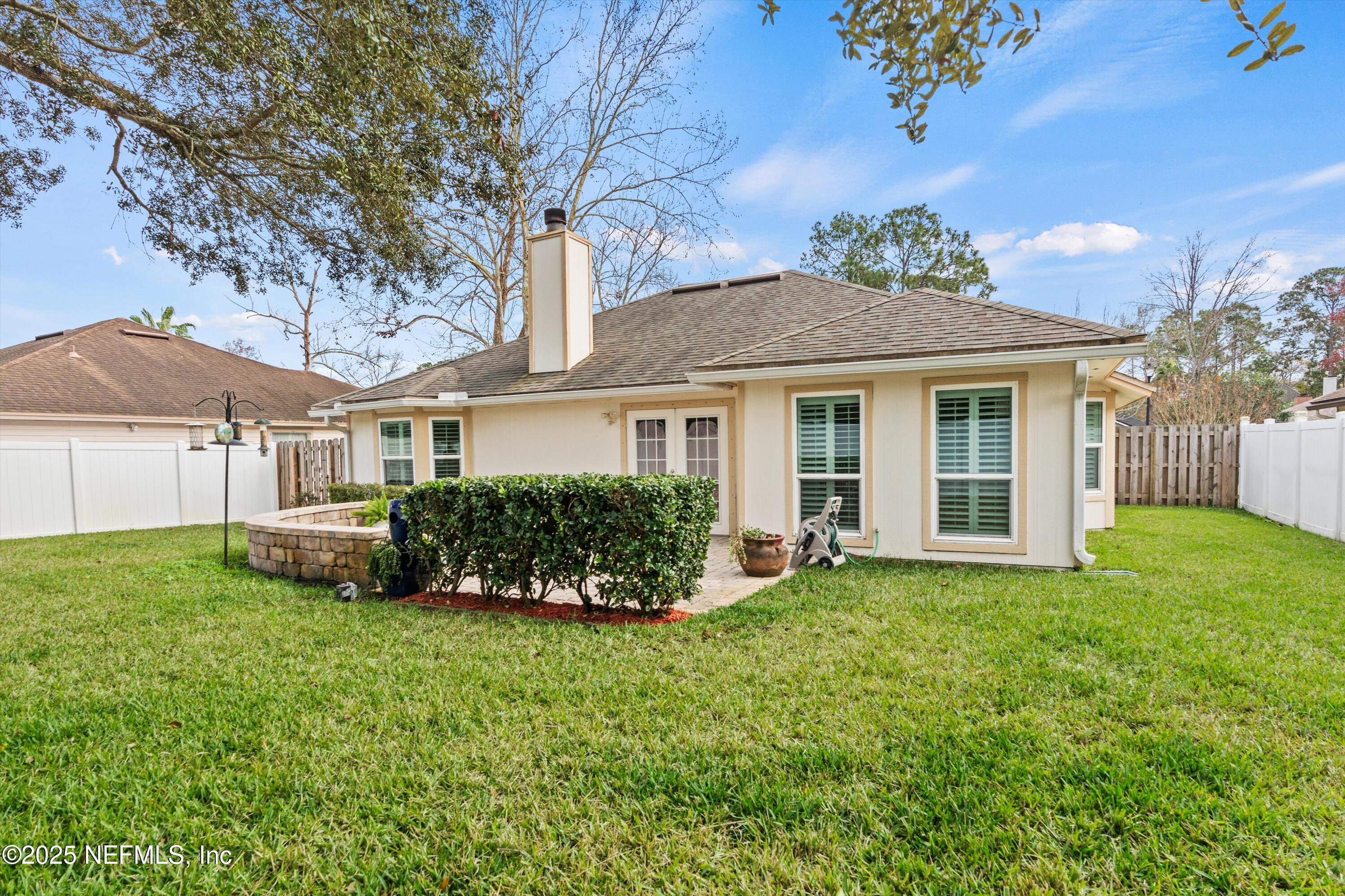 13589 CAPISTRANO Drive S