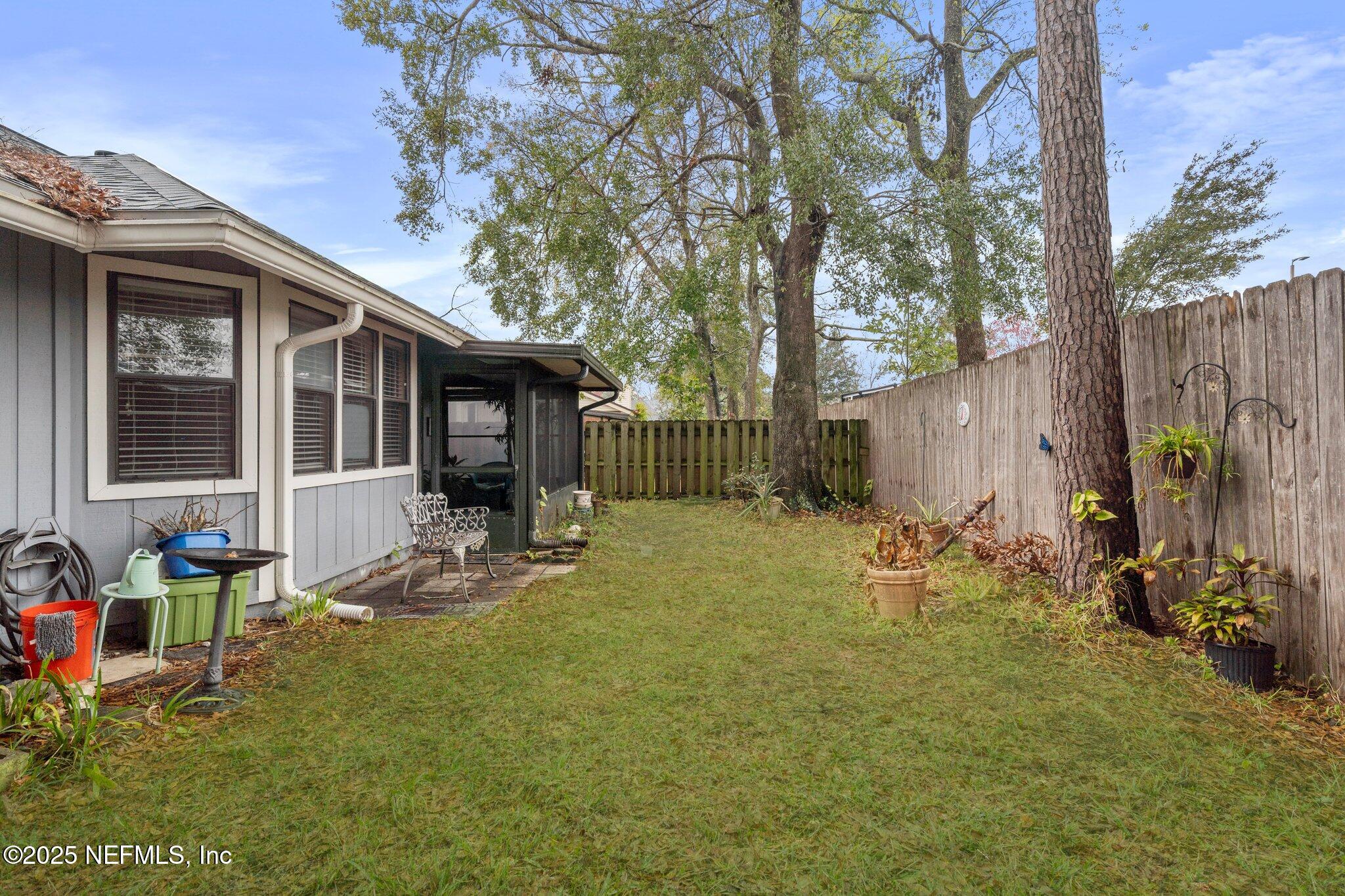 2060 WAX MYRTLE Court