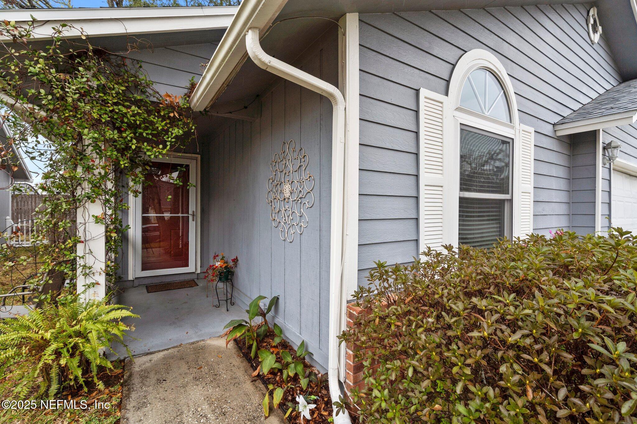 2060 WAX MYRTLE Court