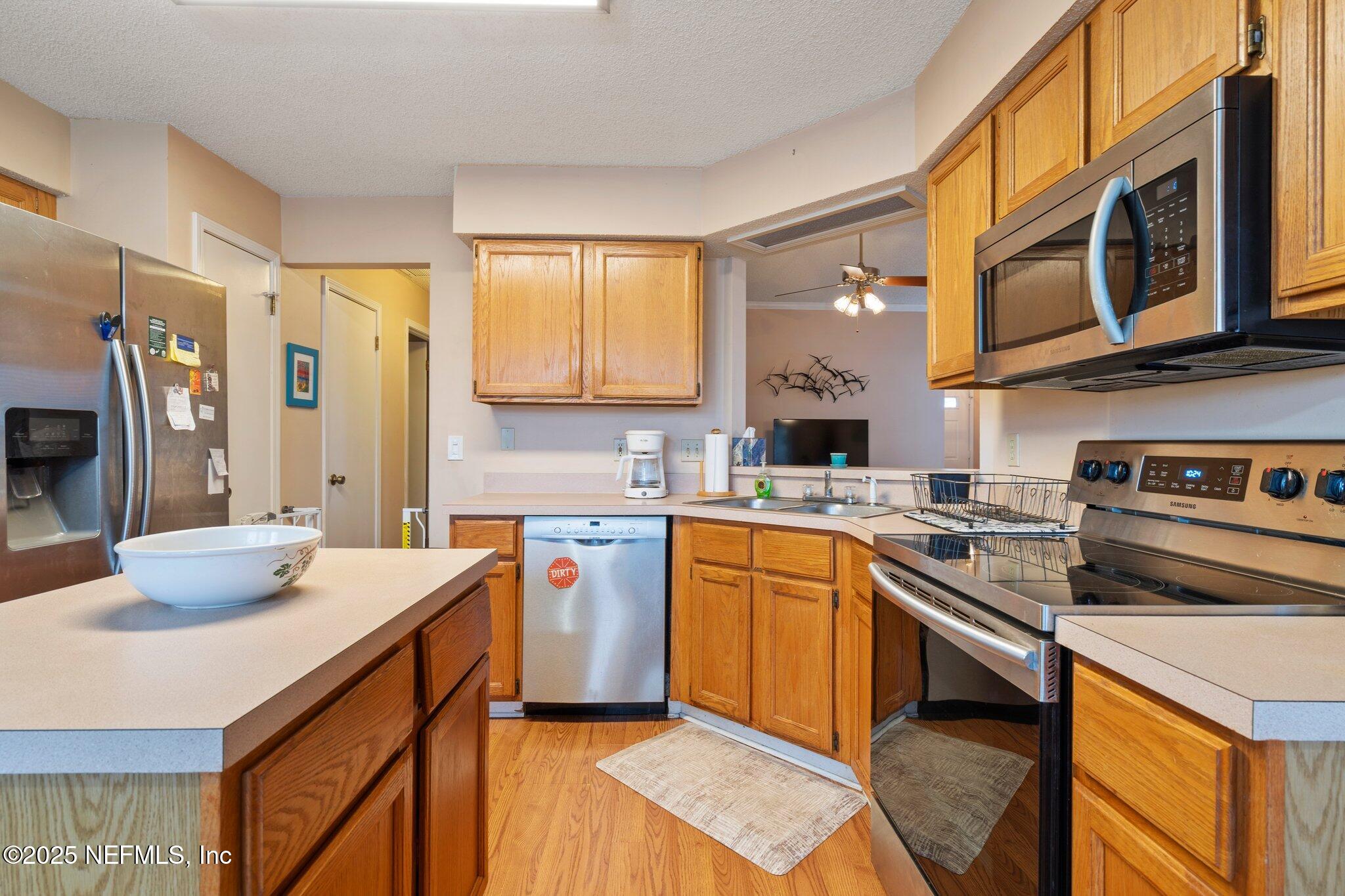 2060 WAX MYRTLE Court