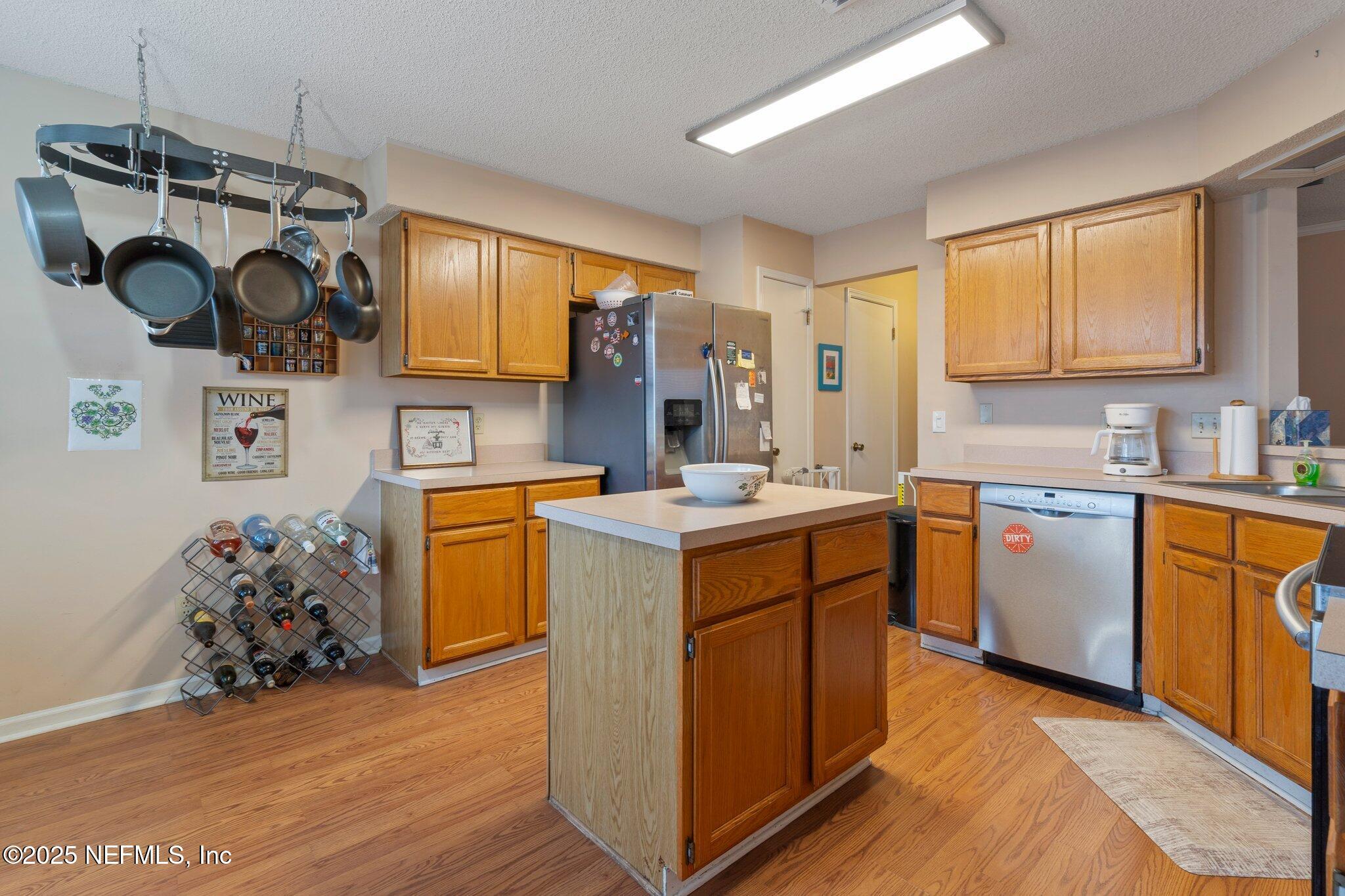 2060 WAX MYRTLE Court