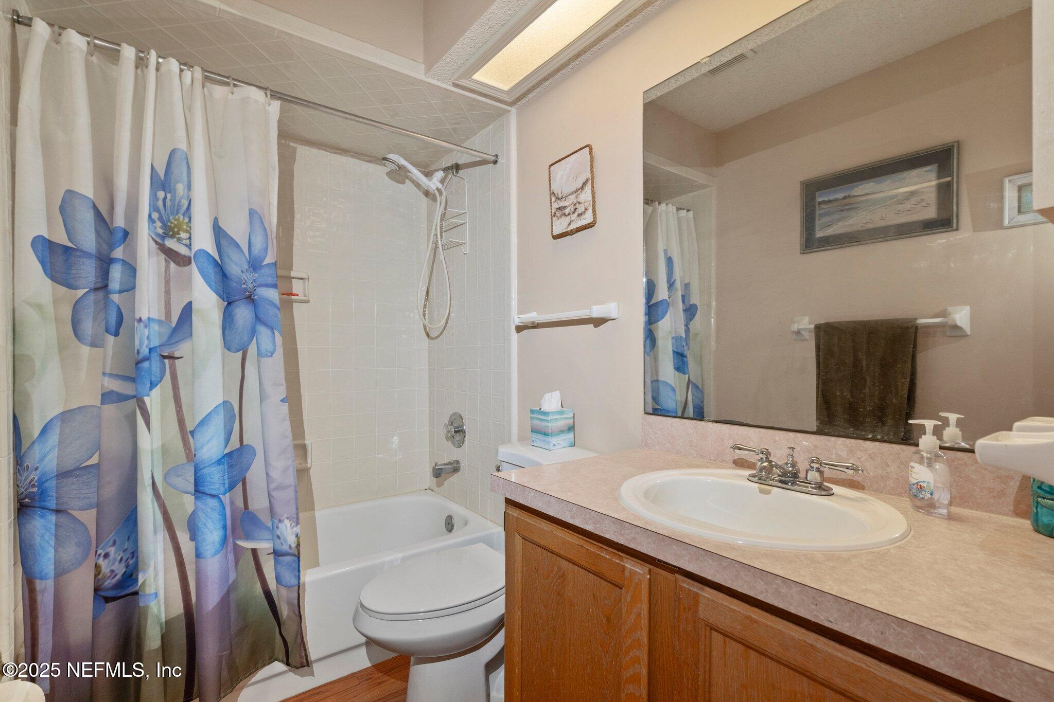 2060 WAX MYRTLE Court