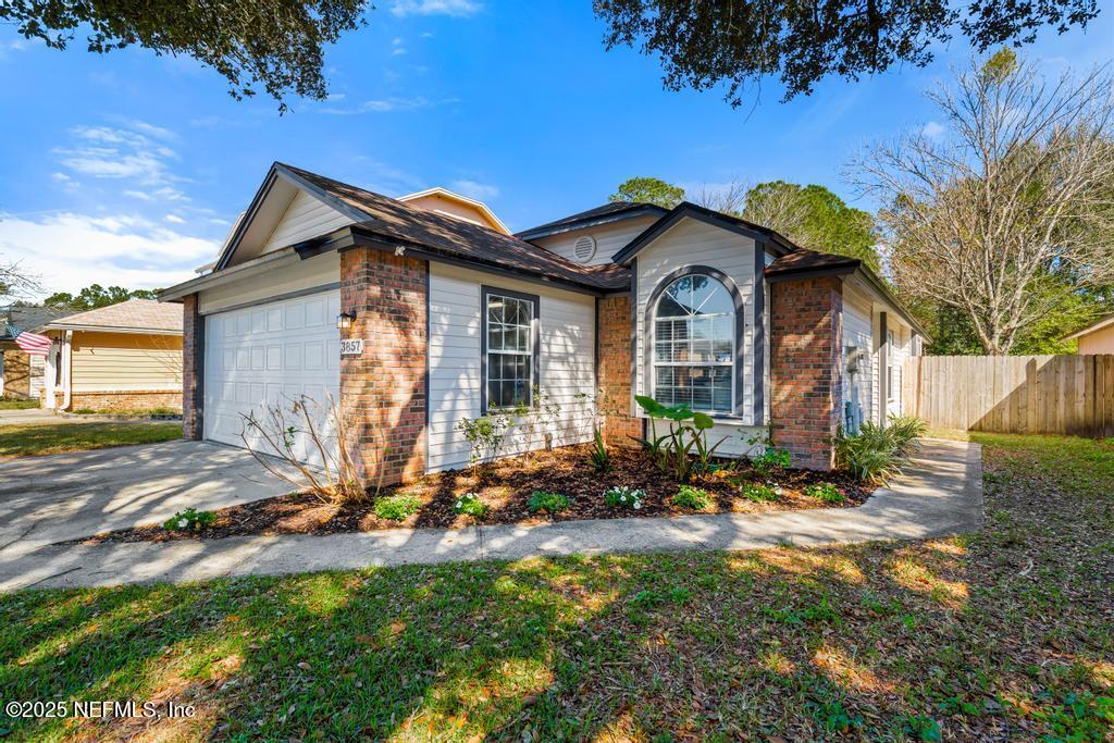 3857 SANTA FE Street E