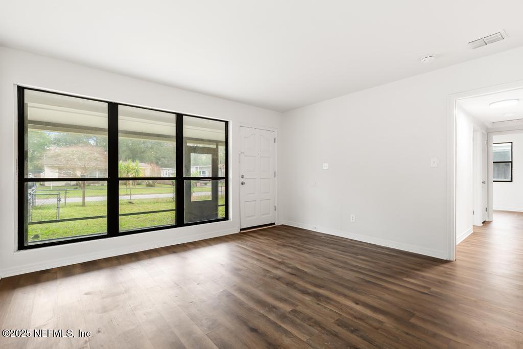 10252 ELMHURST Drive