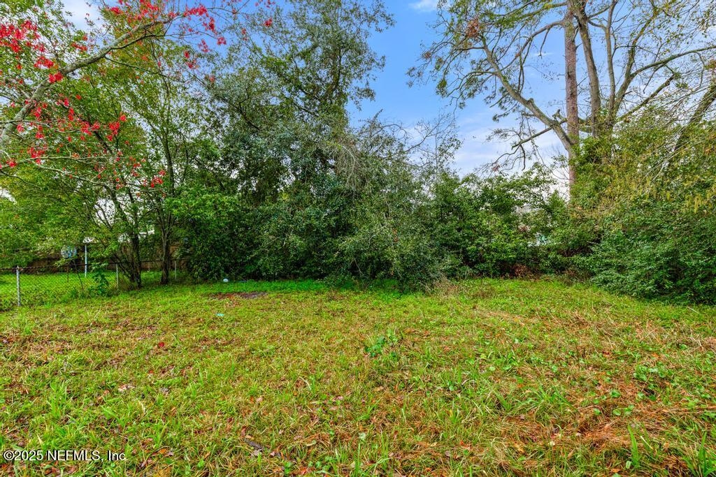 10252 ELMHURST Drive