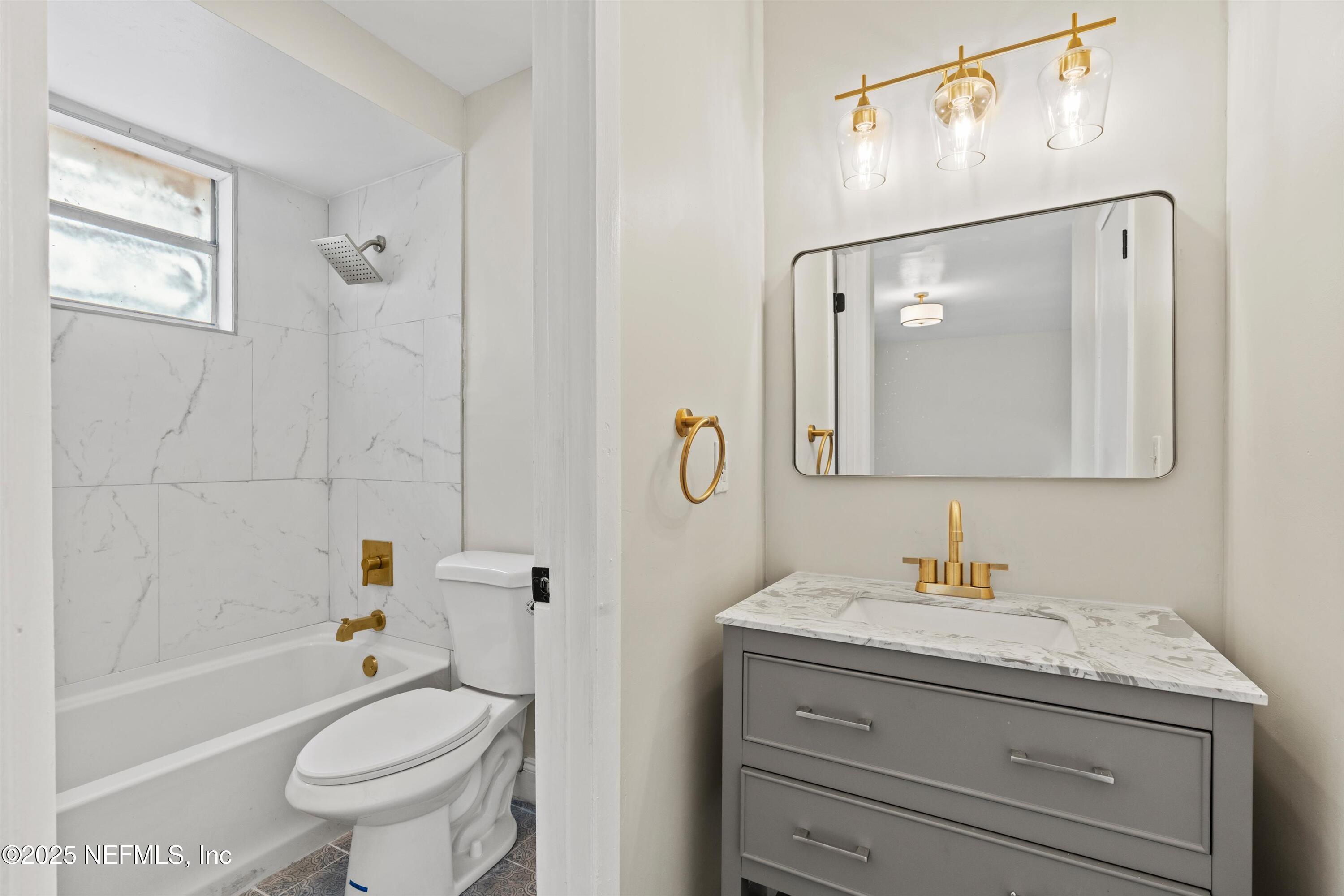 3329 MAYFLOWER Street, 3329-1