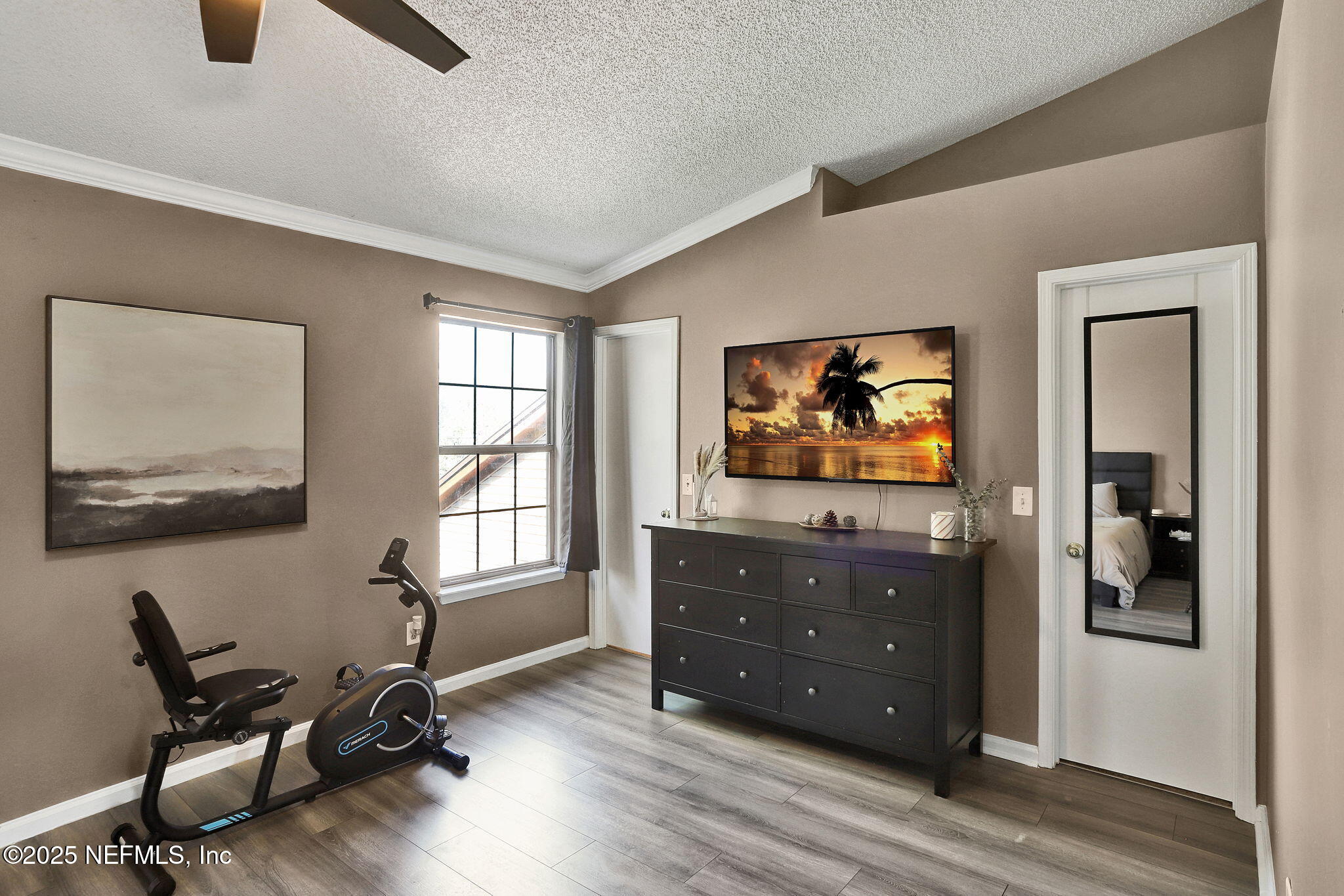 3075 FALCONER Drive