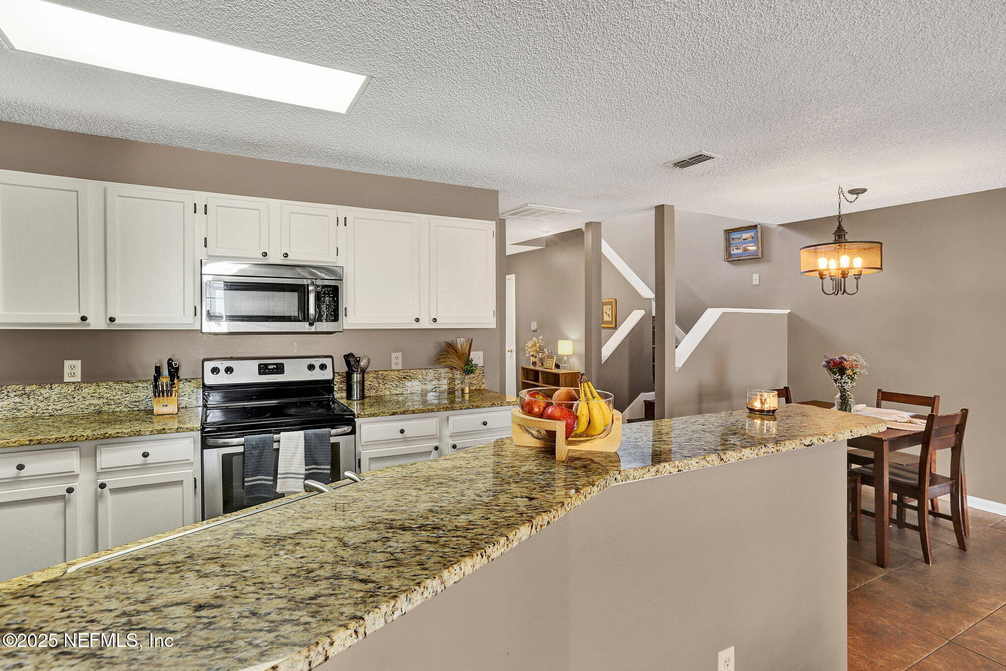 3075 FALCONER Drive