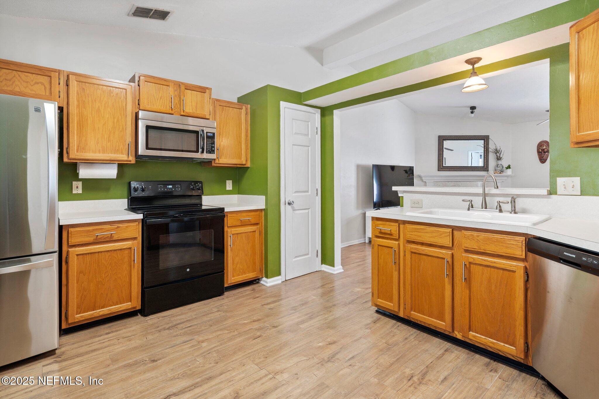 12208 SILVER SADDLE Drive