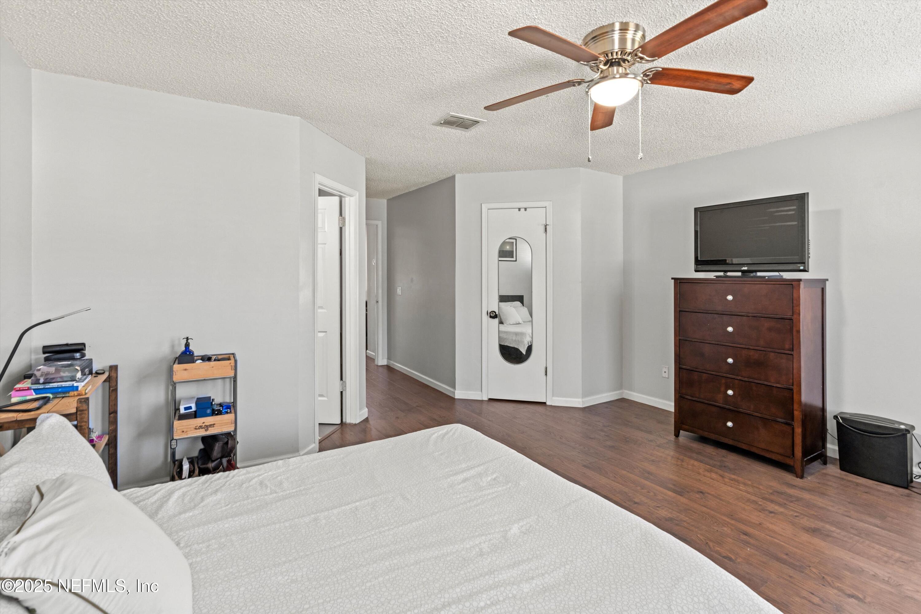 12438 SAFESHELTER Drive S