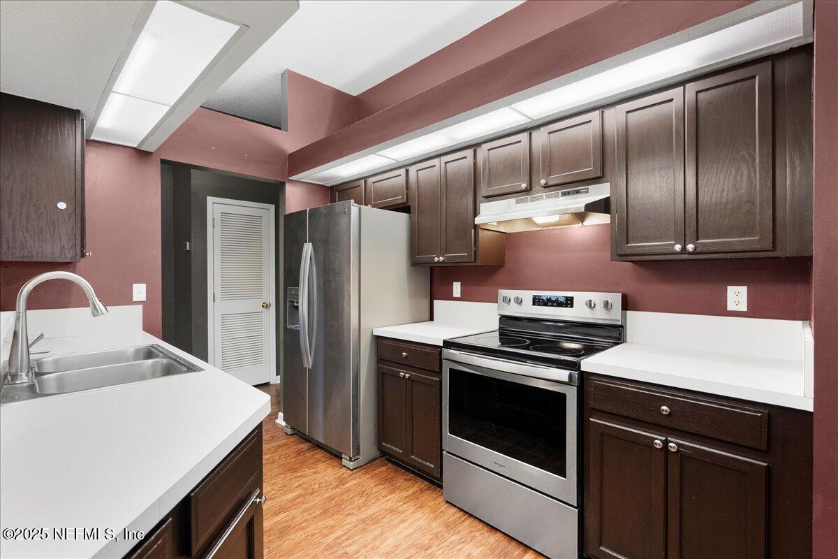 7747 INVERMERE Boulevard