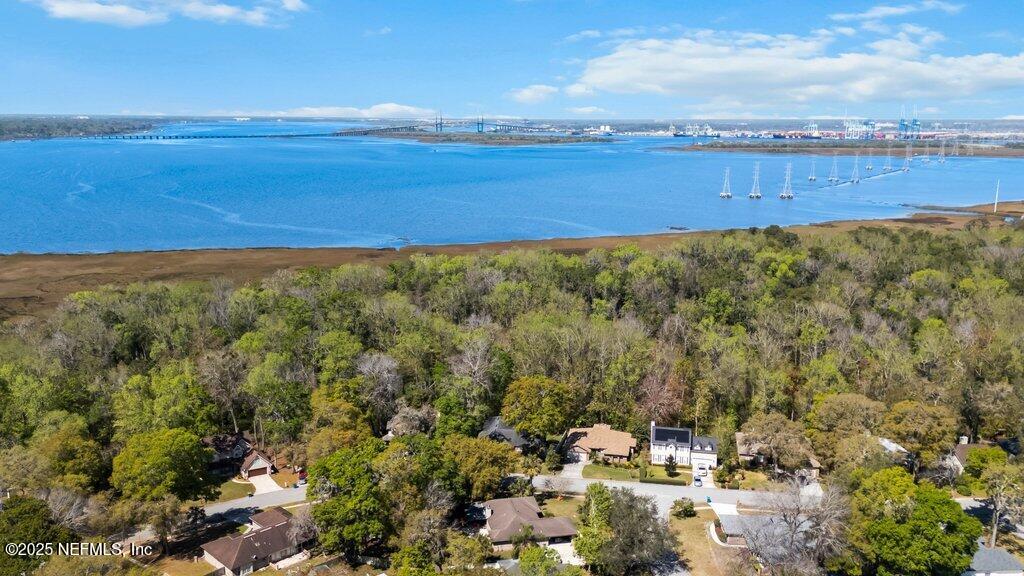 2293 BRENTFIELD Road