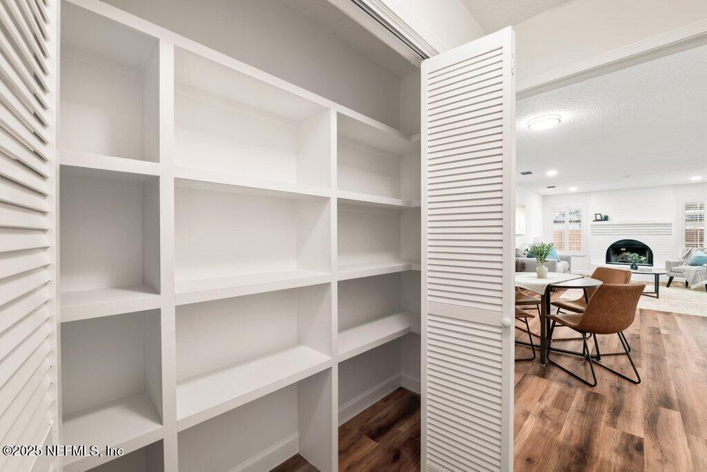 2293 BRENTFIELD Road