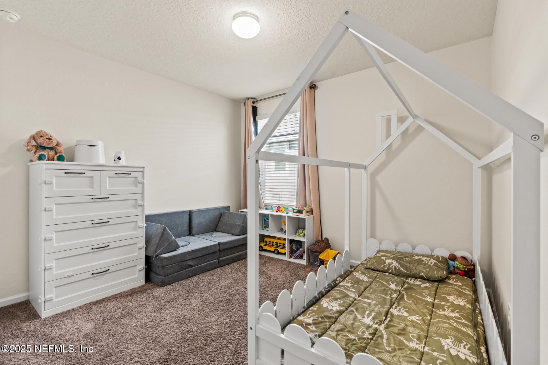 823 CAMERON OAKS Place