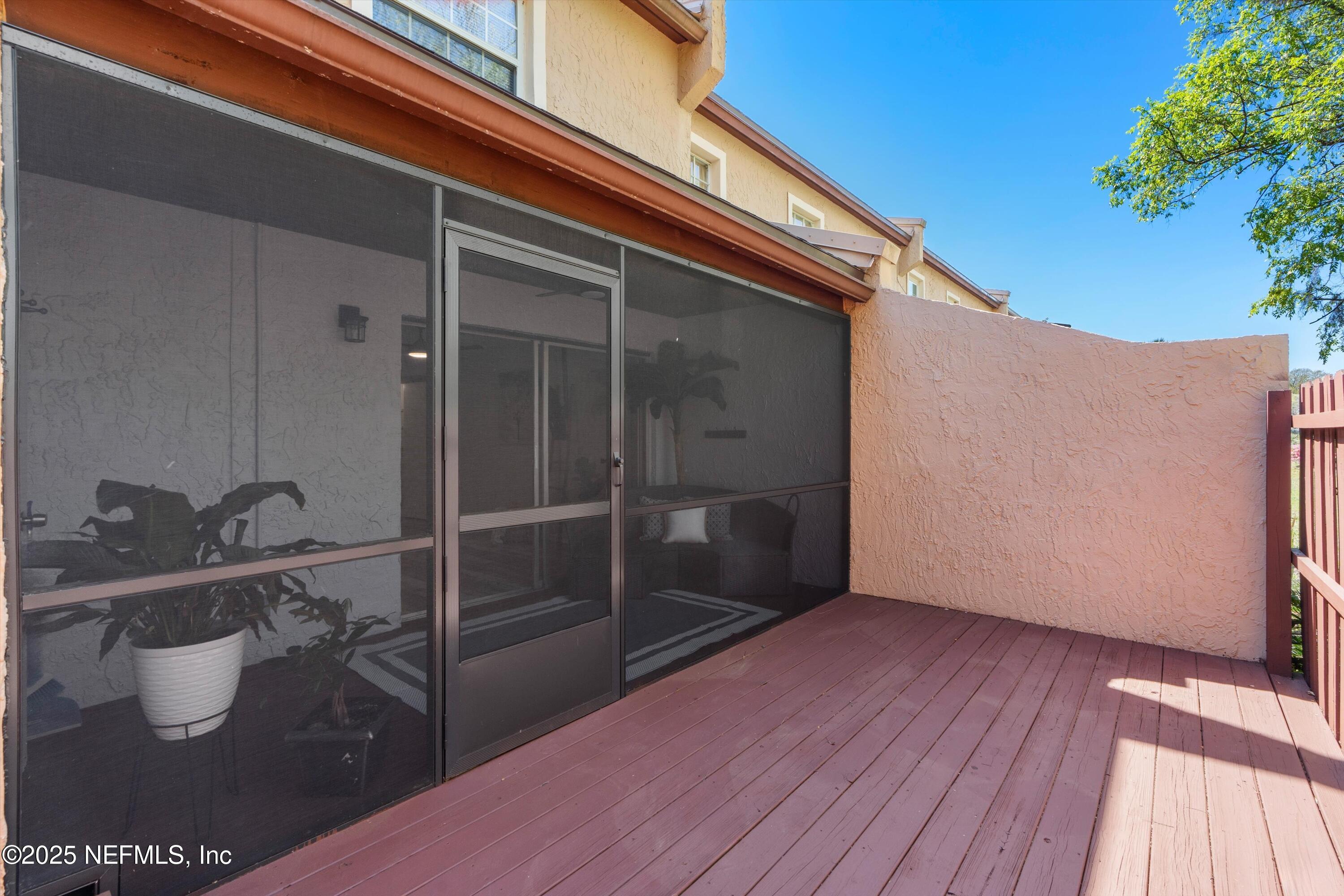 386 RALEIGH Road, 15