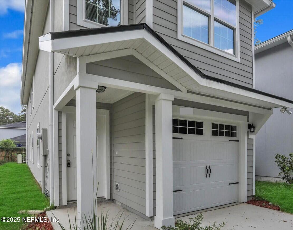 8108 EATON Avenue