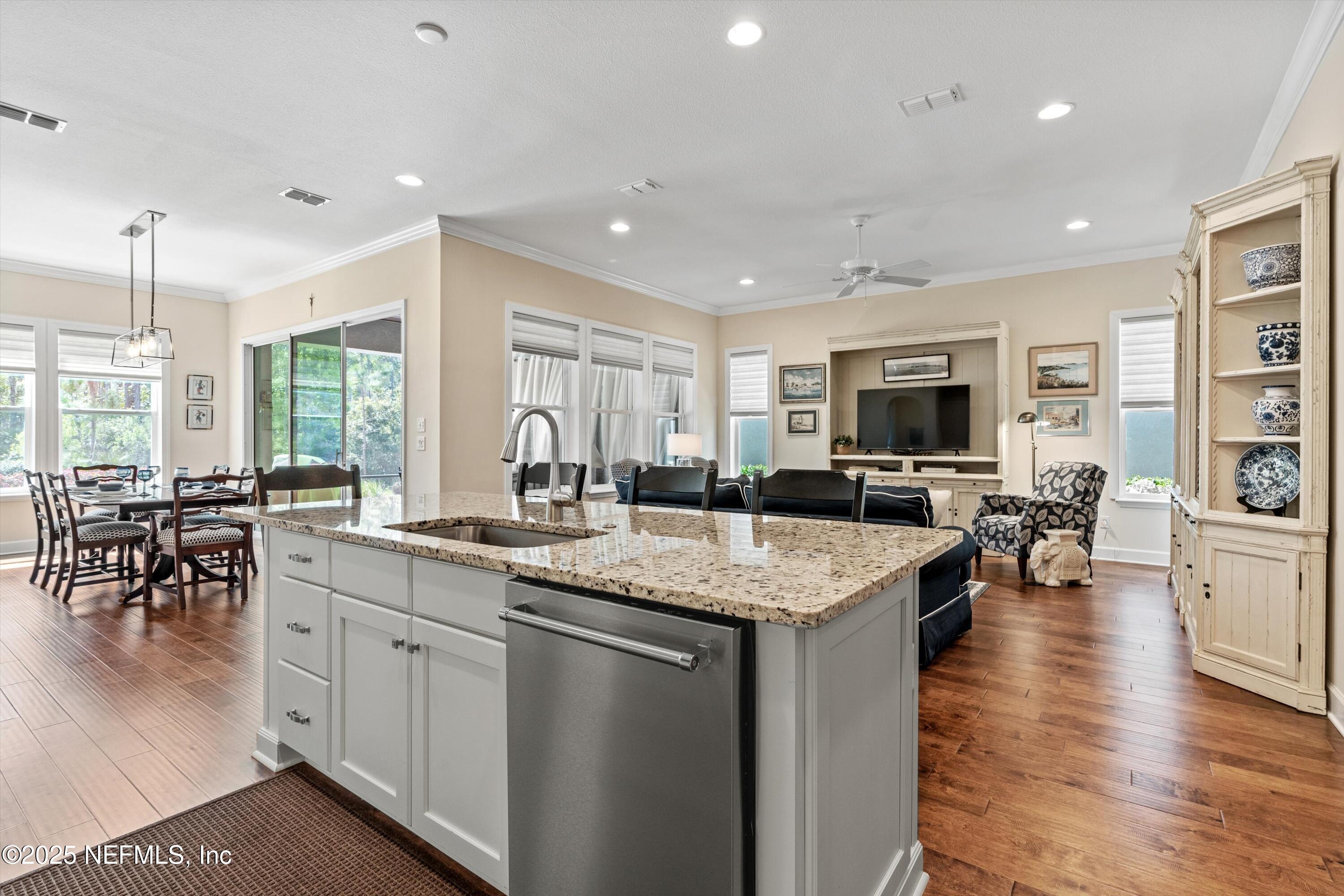 194 WHEELWRIGHT Lane