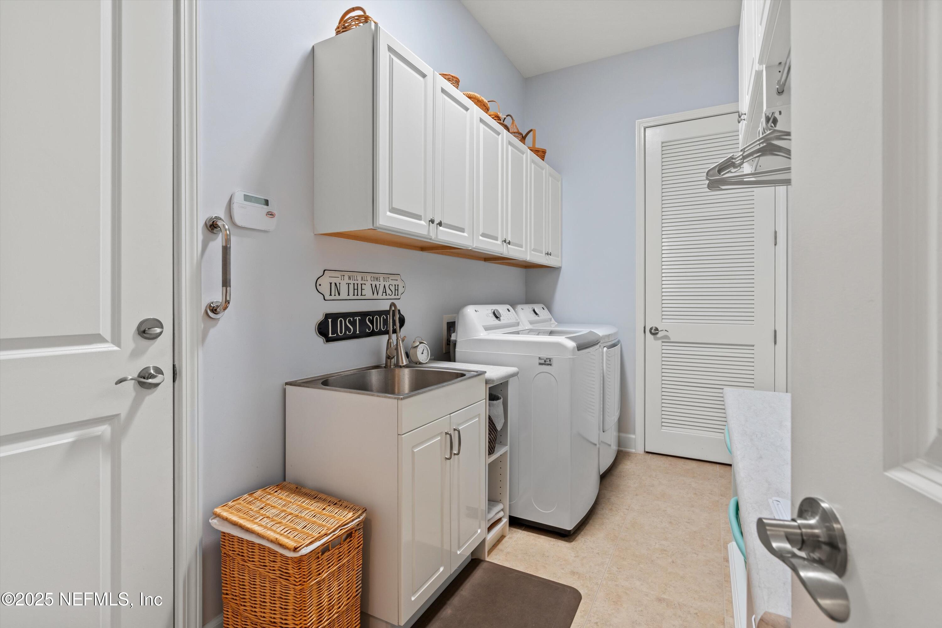 194 WHEELWRIGHT Lane