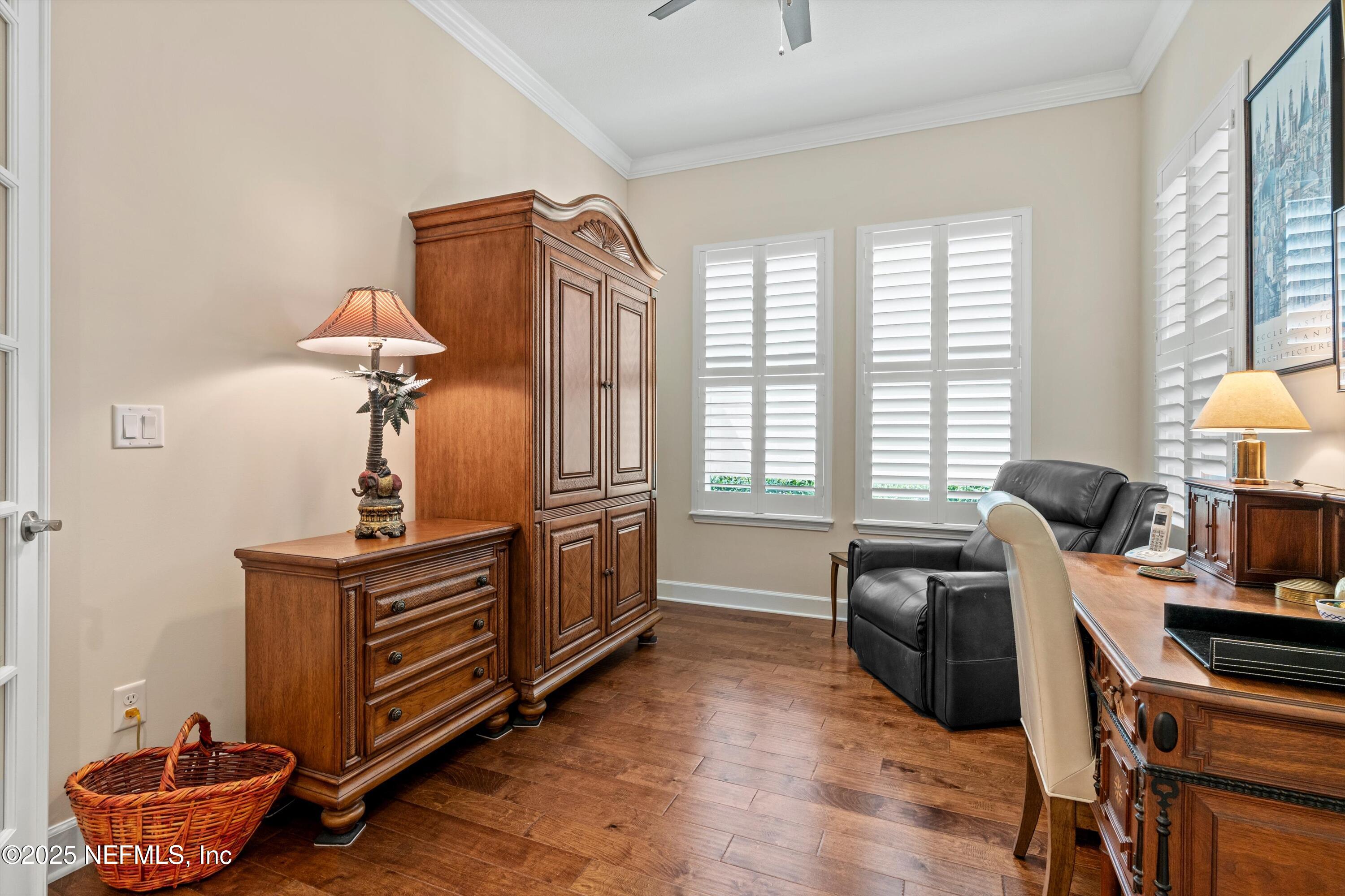 194 WHEELWRIGHT Lane