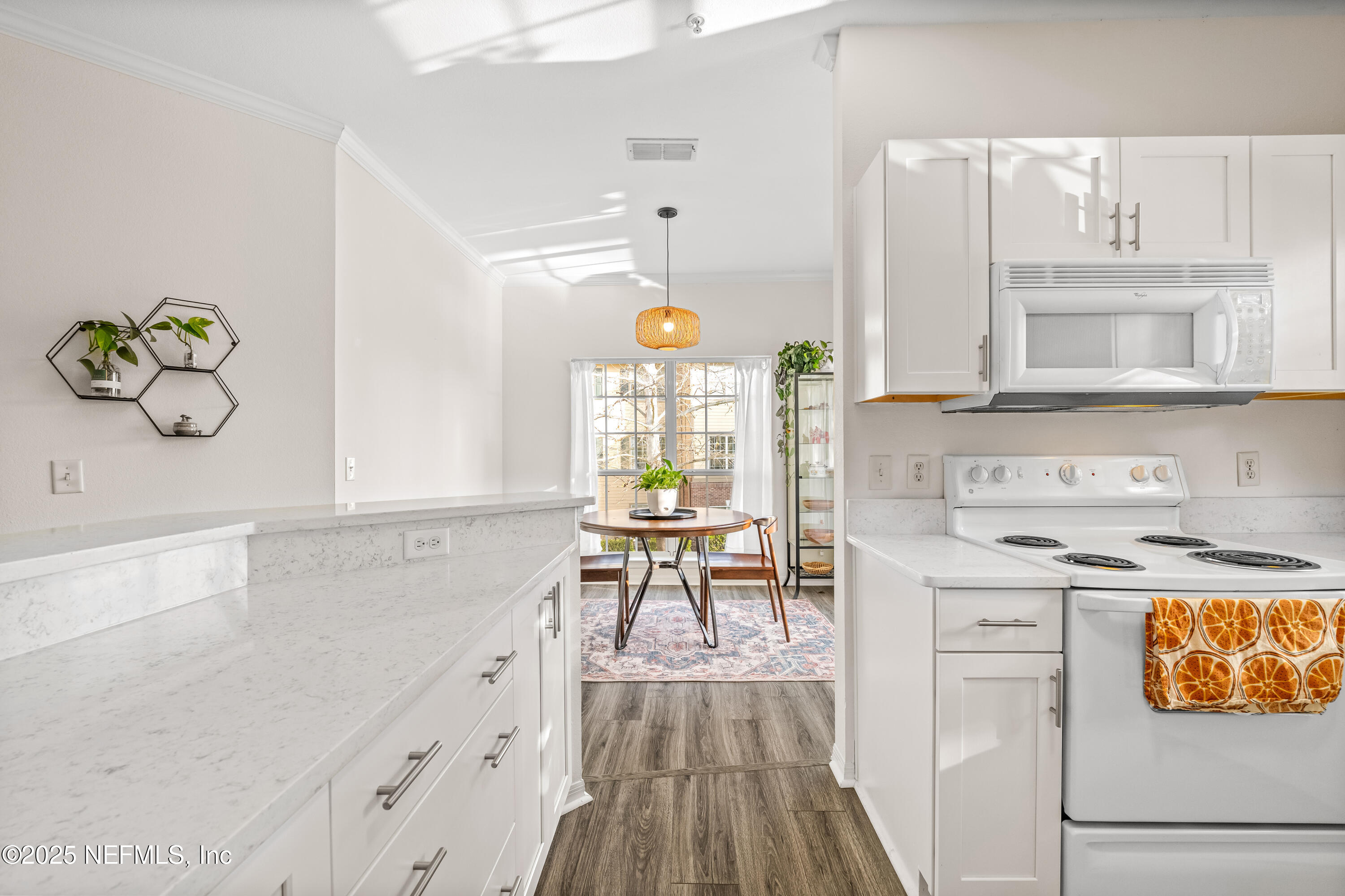 7800 POINT MEADOWS Drive, 728