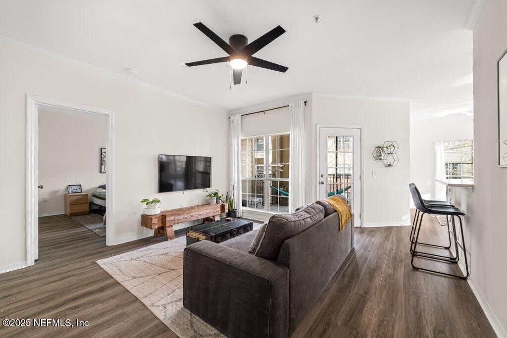 7800 POINT MEADOWS Drive, 728