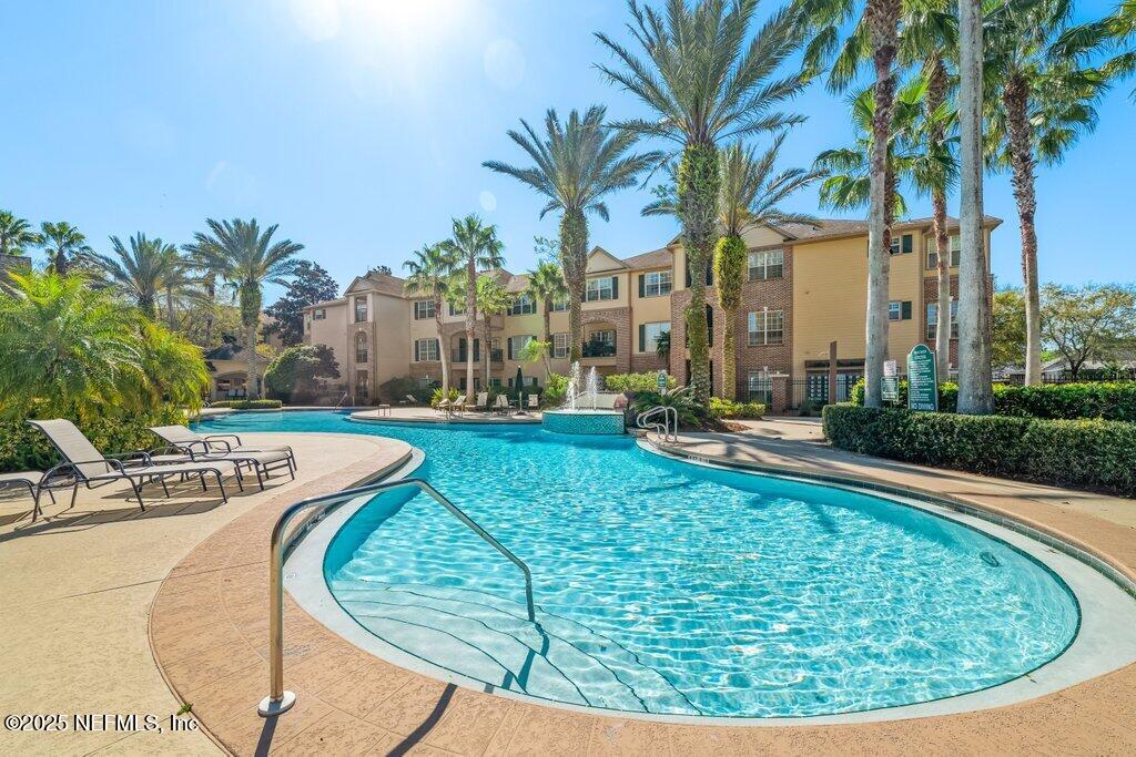 7800 POINT MEADOWS Drive, 728