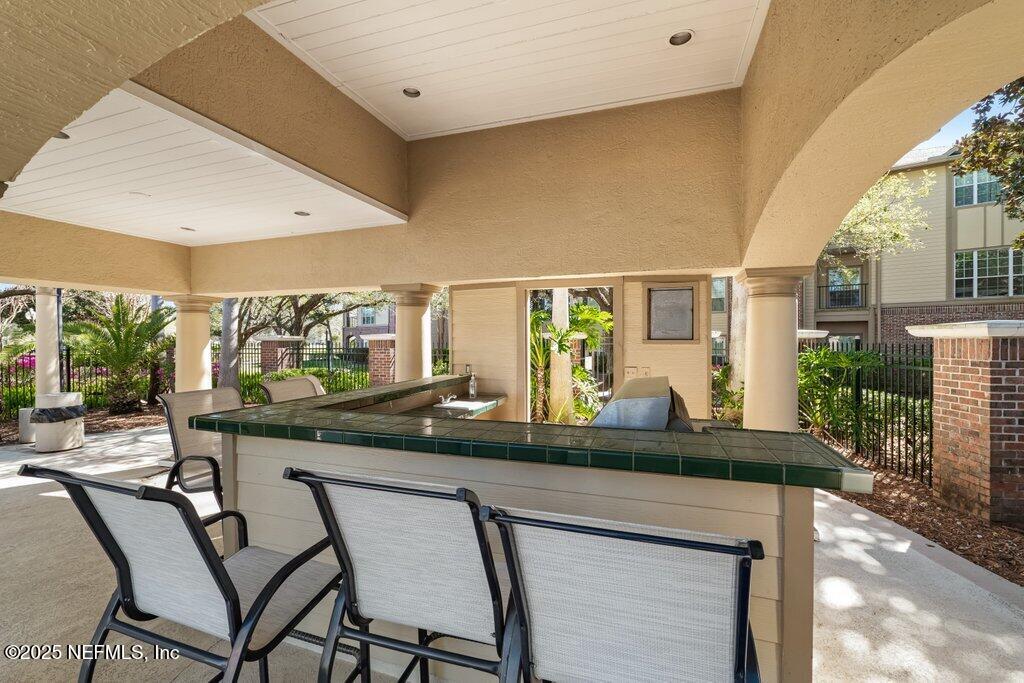 7800 POINT MEADOWS Drive, 728