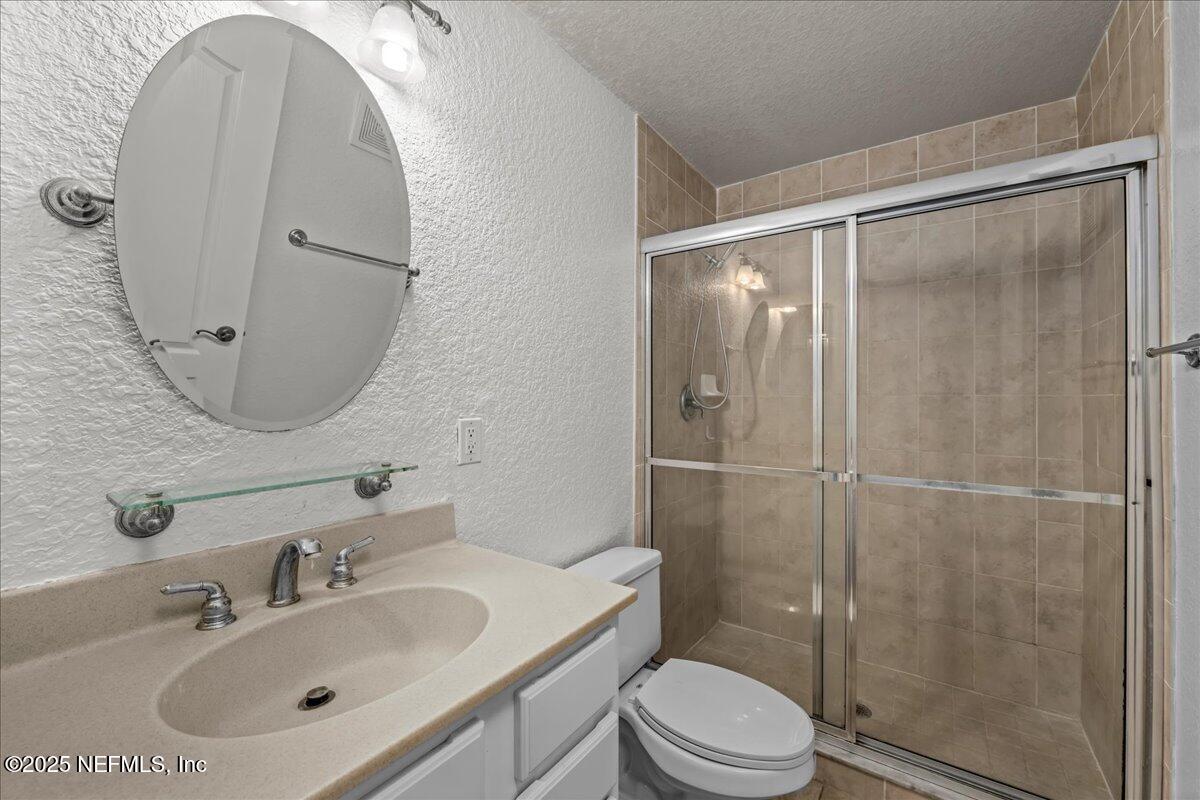 111 25TH Avenue, M31