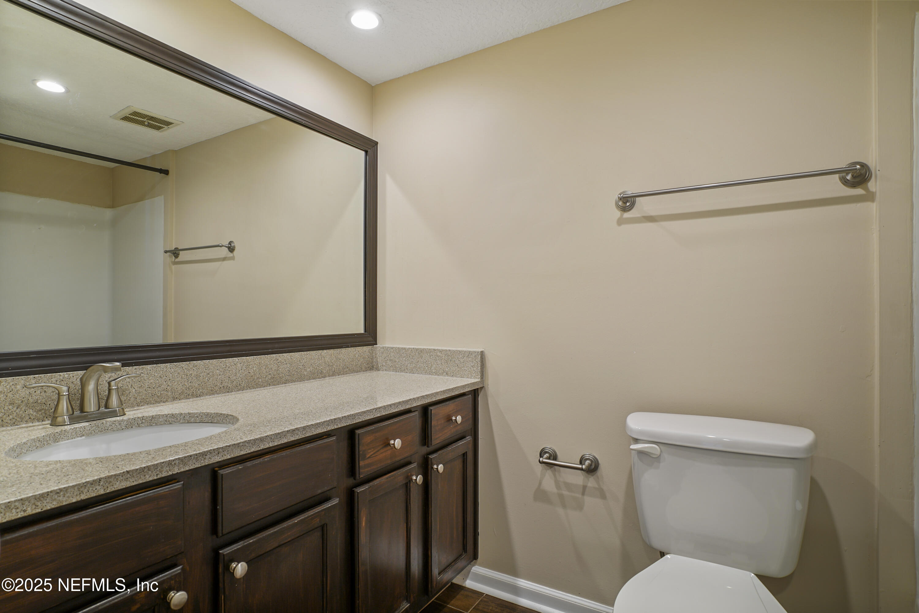 3737 LORETTO Road, 802