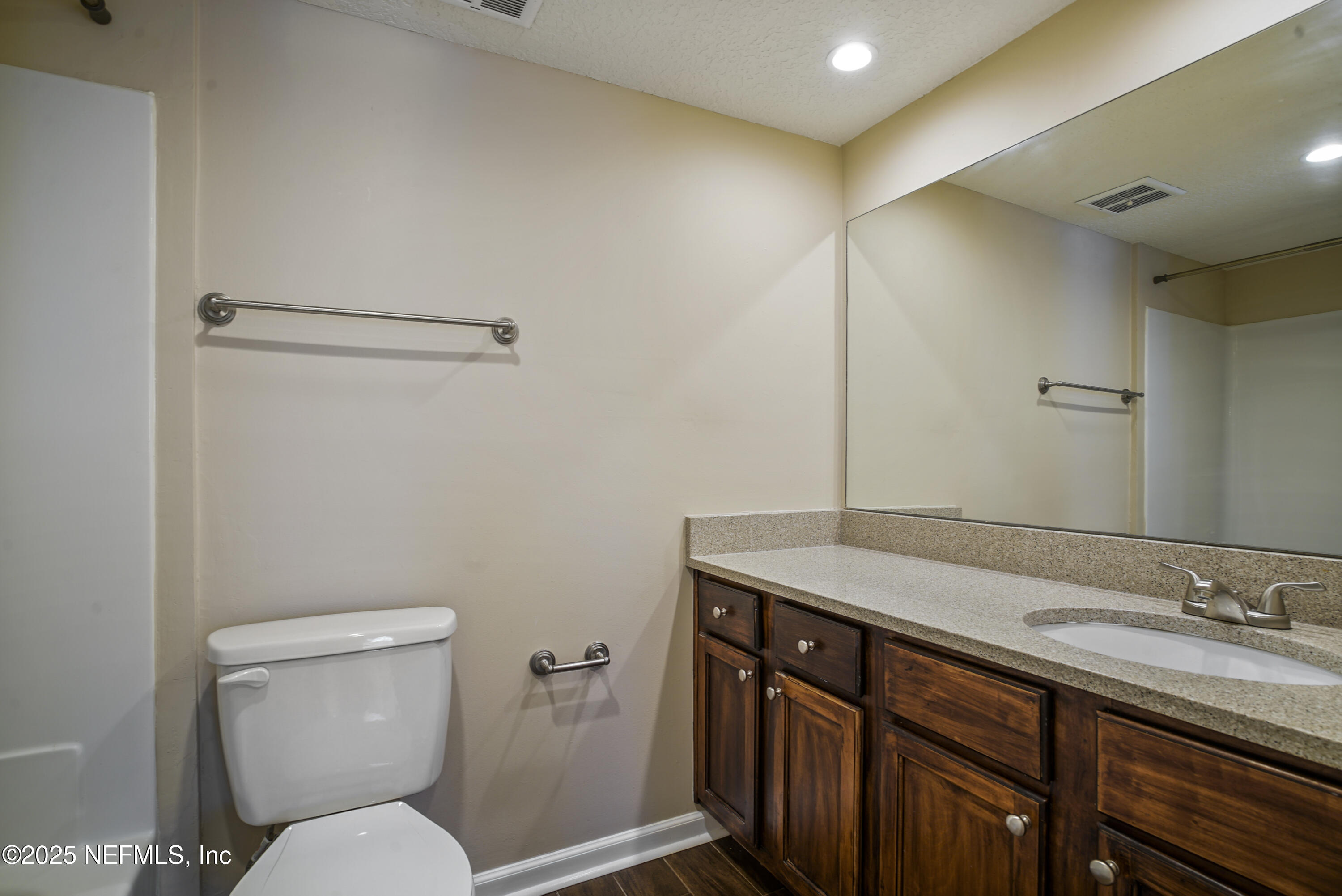 3737 LORETTO Road, 802