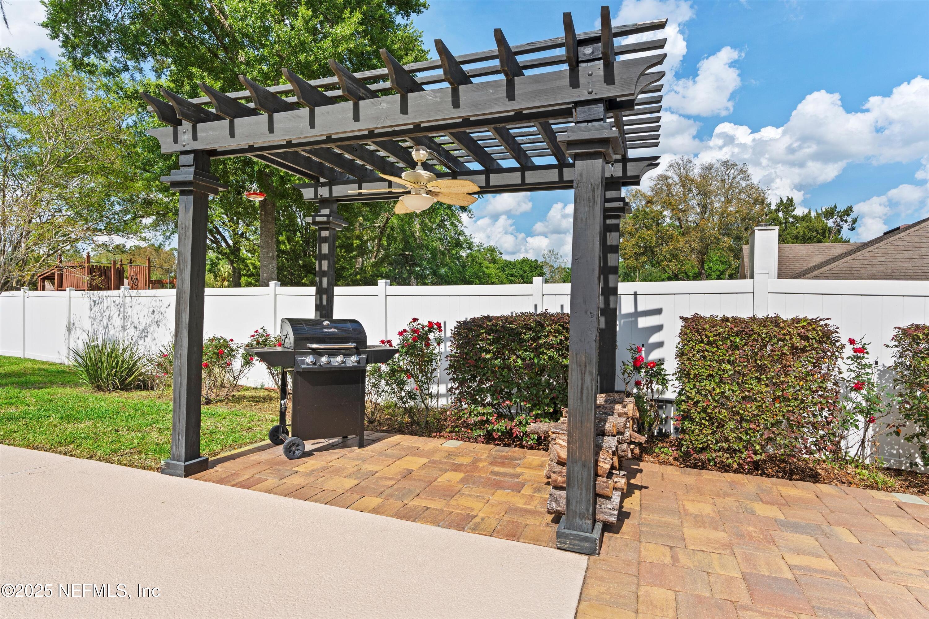 1552 GREENRIDGE Circle W, St. Johns