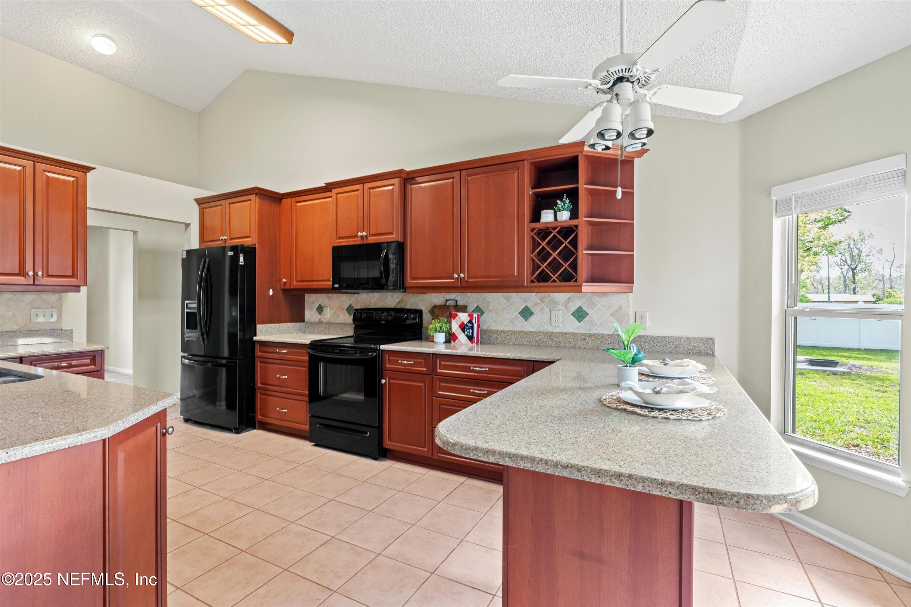 1552 GREENRIDGE Circle W, St. Johns