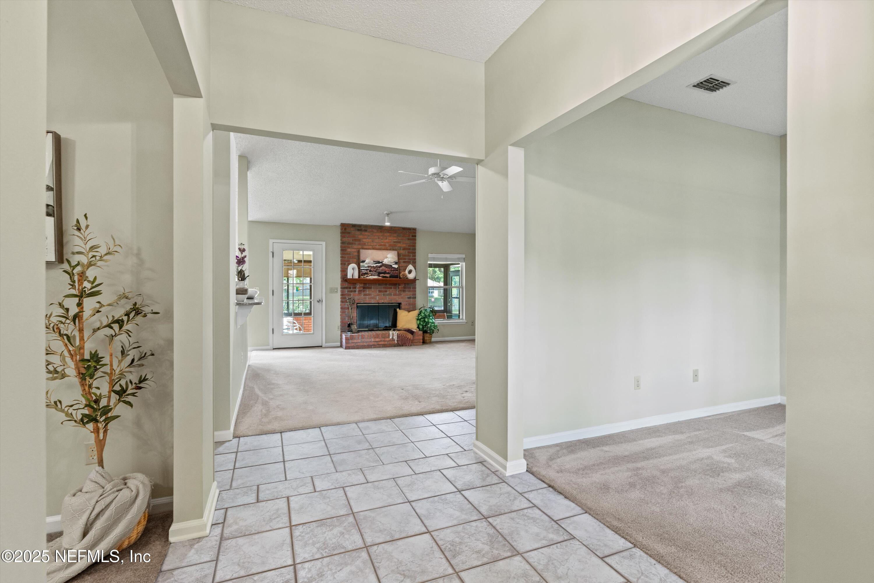 1552 GREENRIDGE Circle W, St. Johns