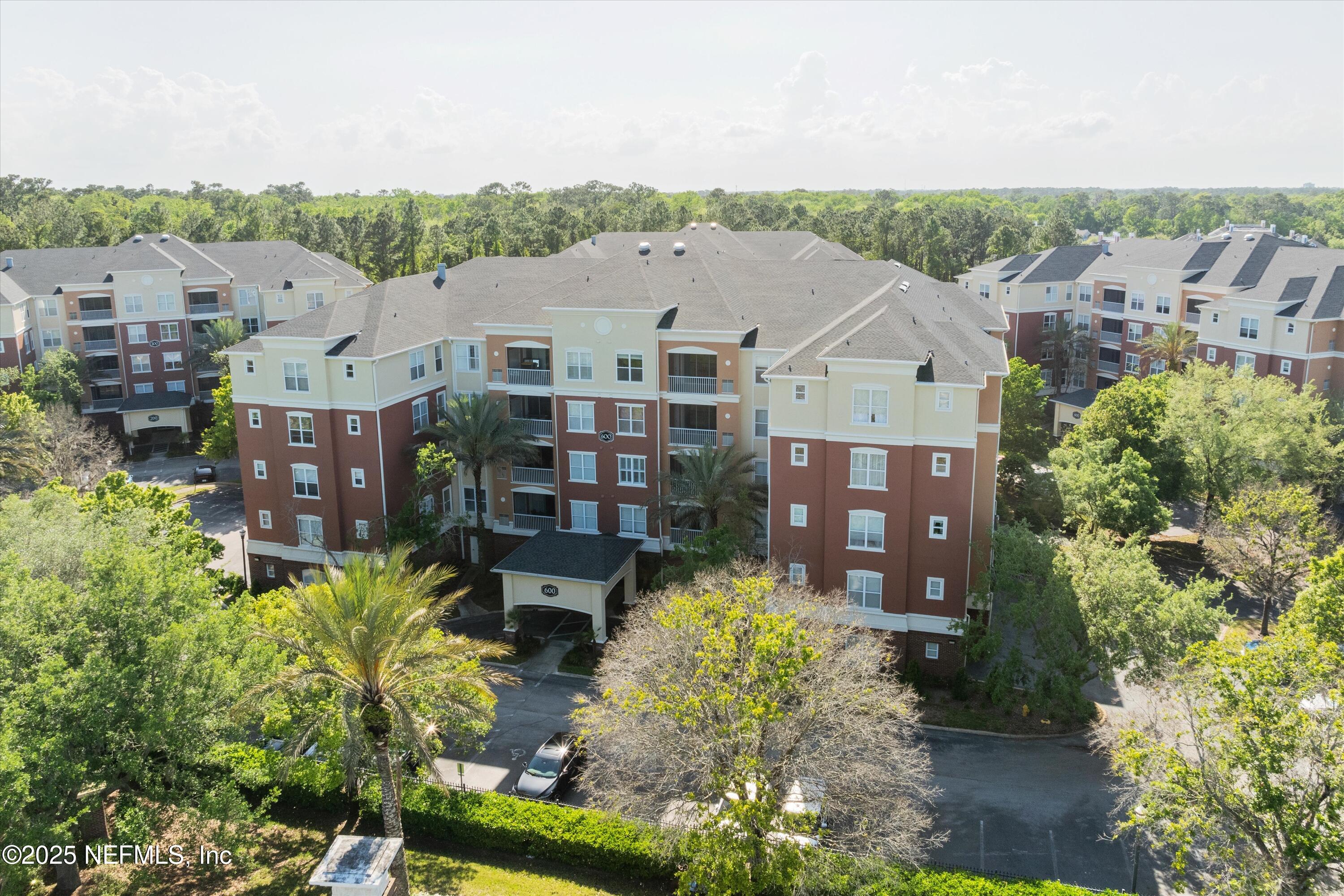 4480 DEERWOOD LAKE Parkway, 657