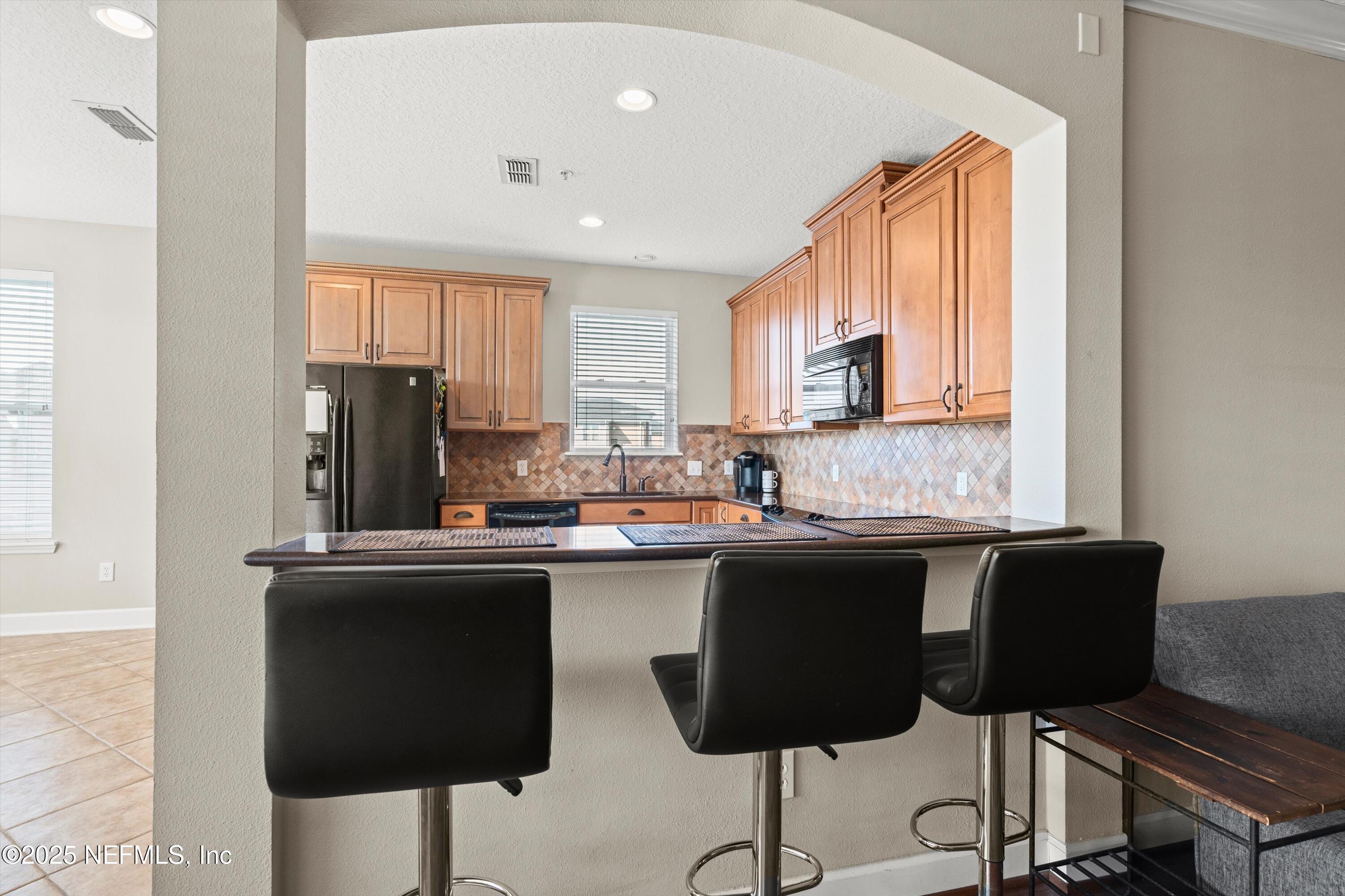 4480 DEERWOOD LAKE Parkway, 657