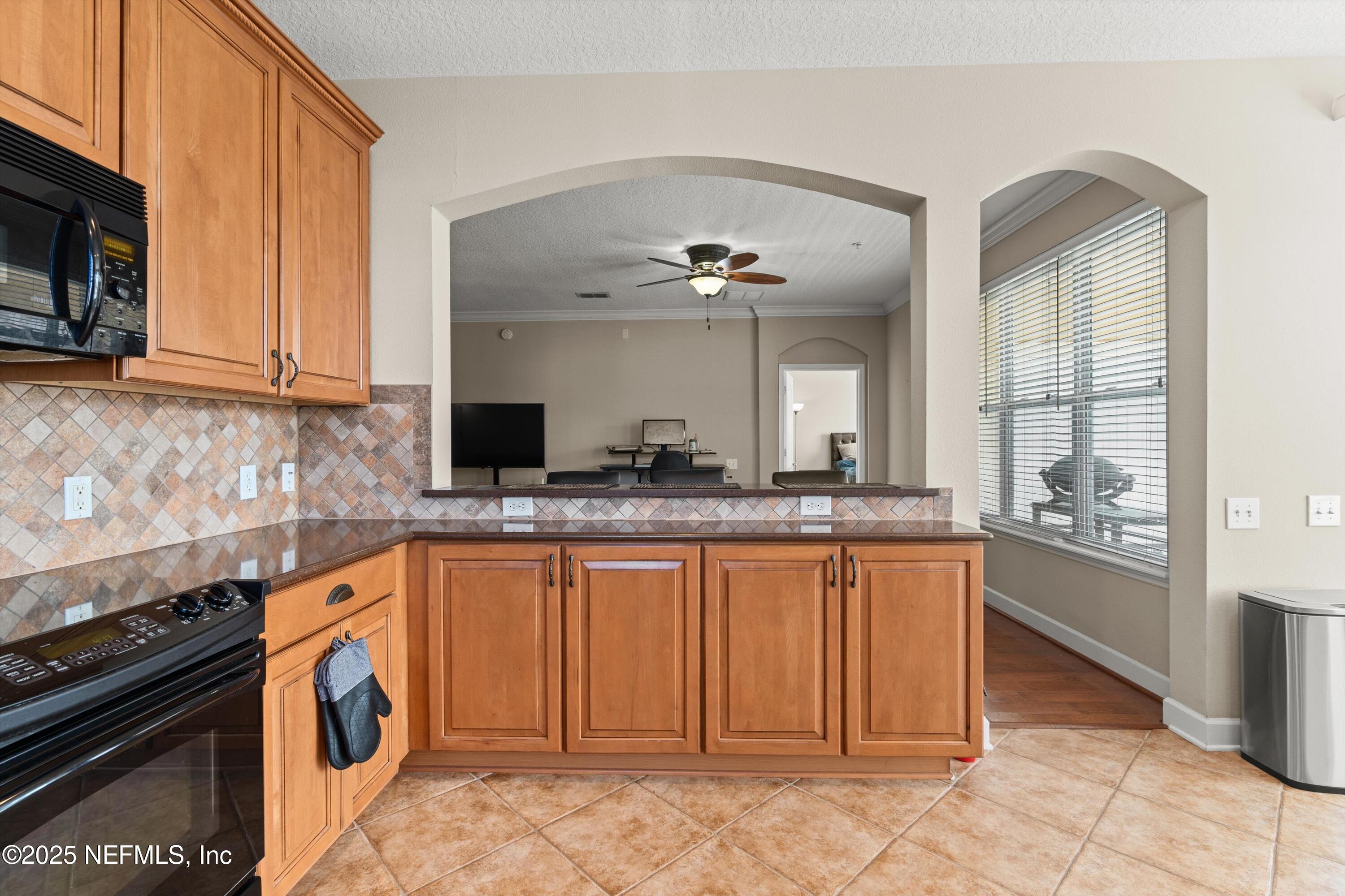 4480 DEERWOOD LAKE Parkway, 657