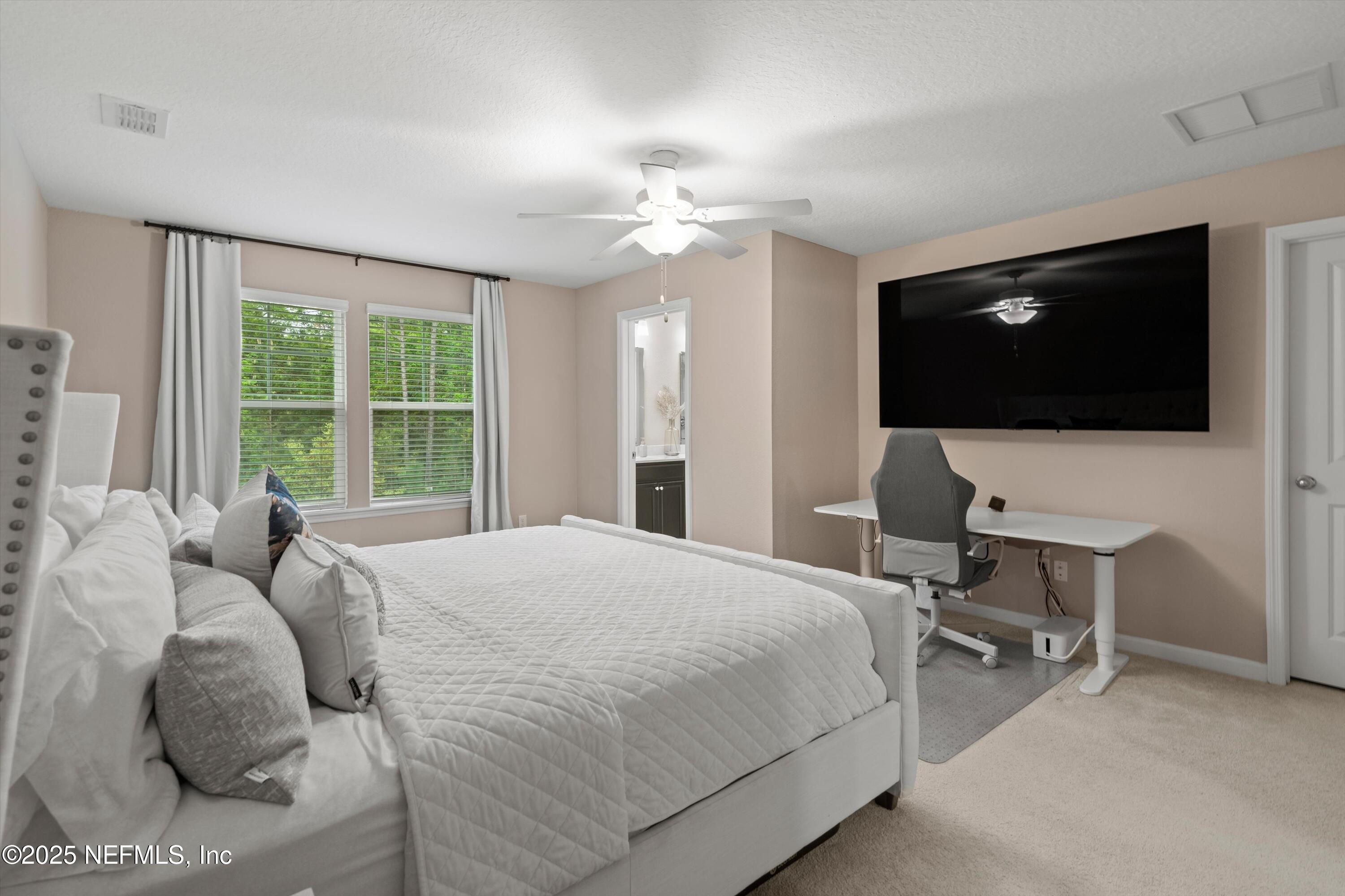 352 BORACAY Circle, St. Johns